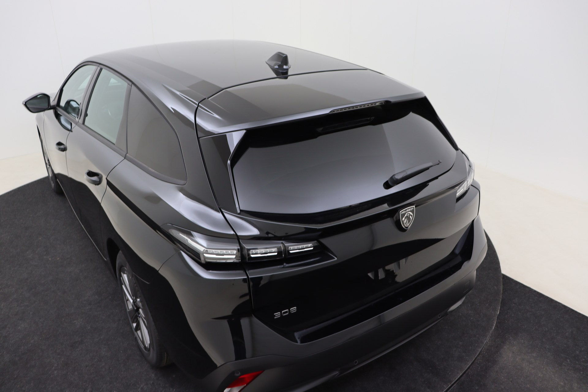 PEUGEOT 308 SW 1.5 BlueHDi 130ch EAT8    Active Pack