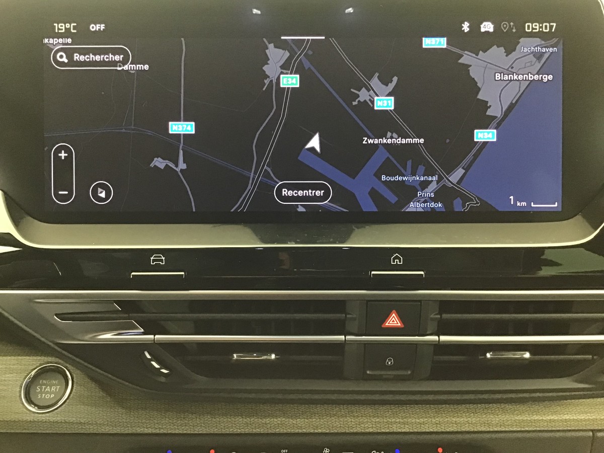 CITROEN C5 X 1.2 GASOLINE 130hp Plus