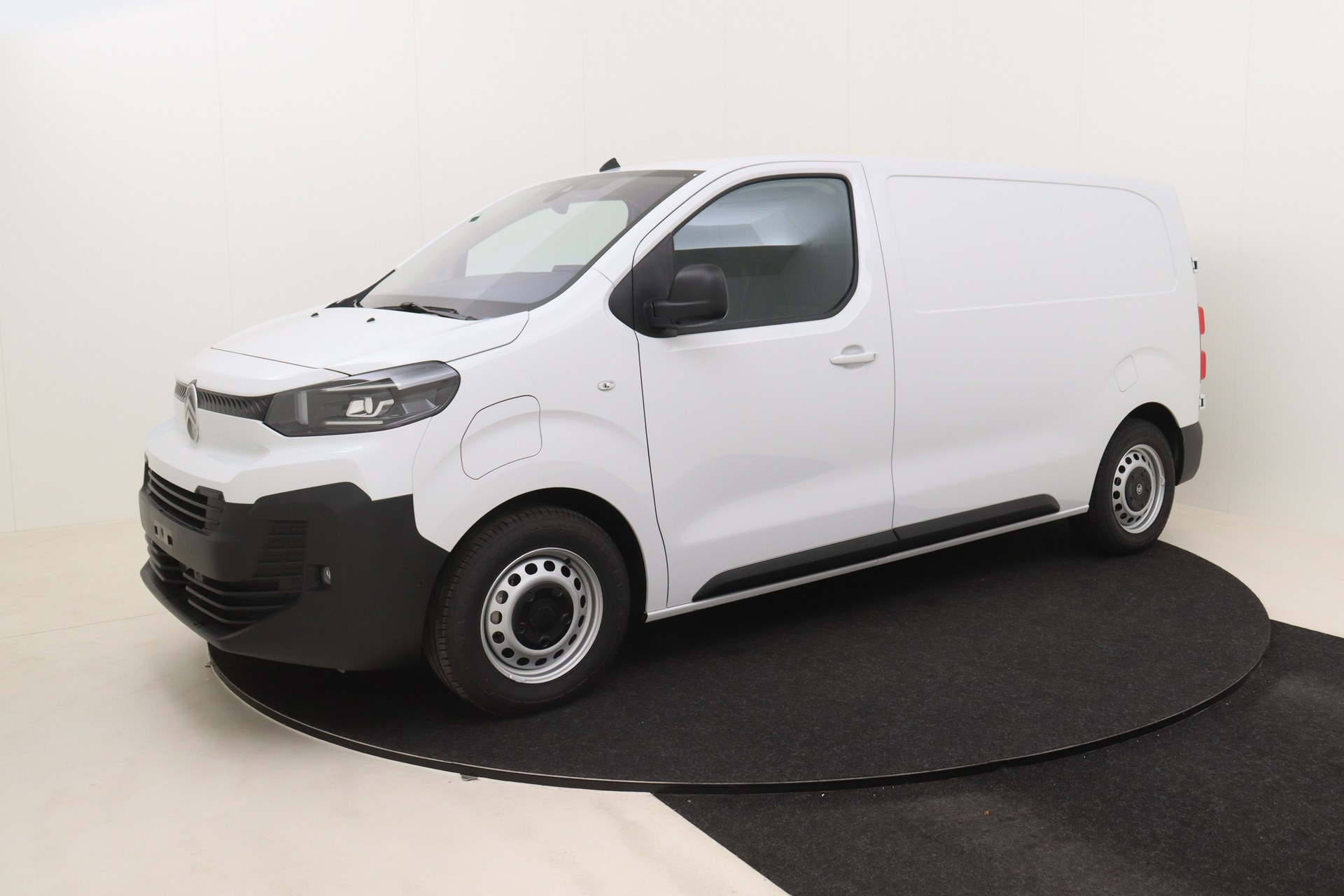 CITROEN E-Jumpy 75 kWh 136ch Maat M