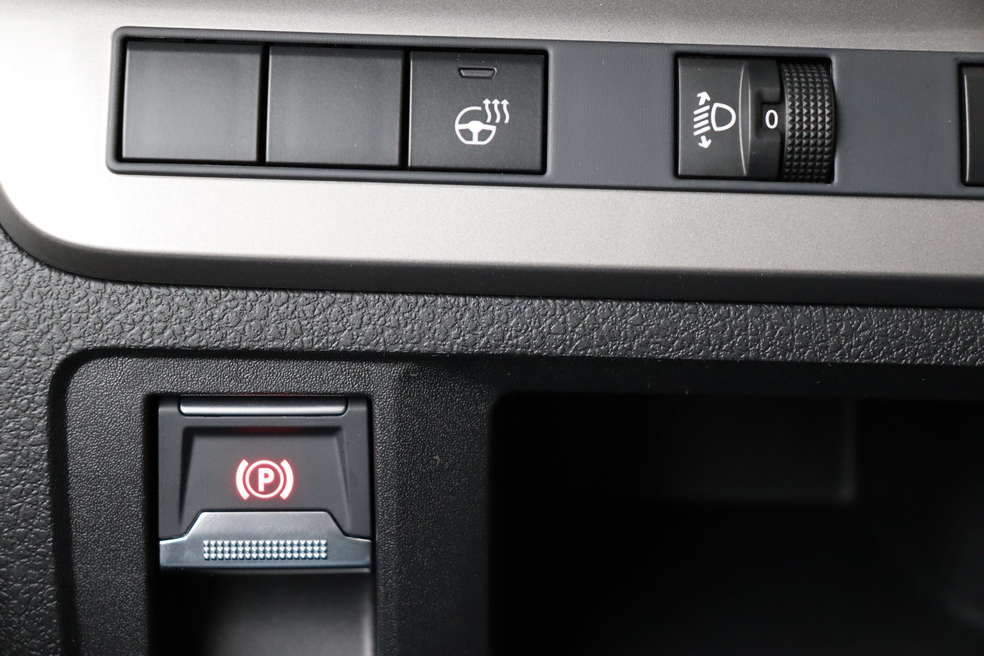 CITROEN E-Jumpy 75 kWh 136ch Maat M