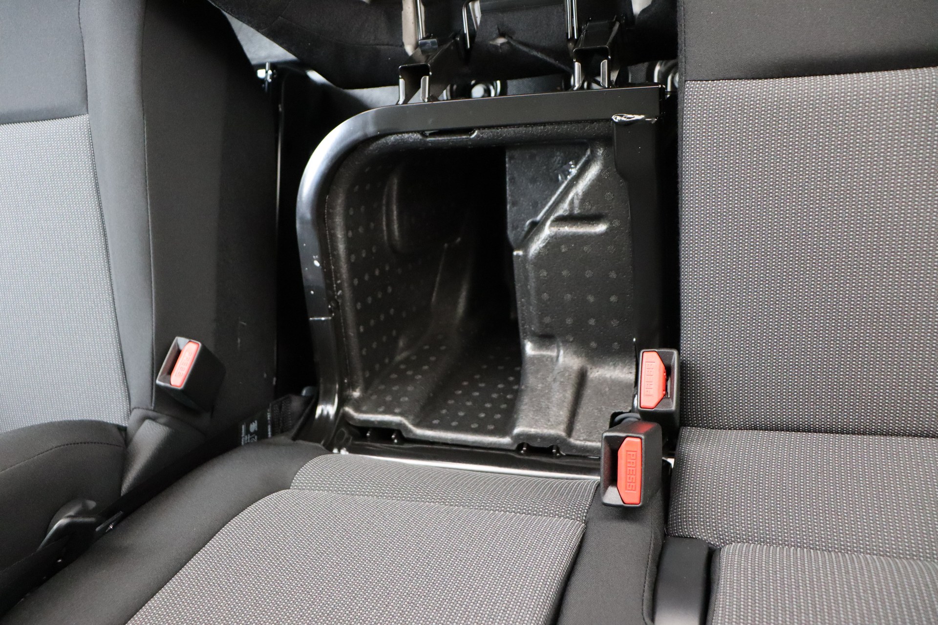 CITROEN E-Jumpy 75 kWh 136ch Maat M