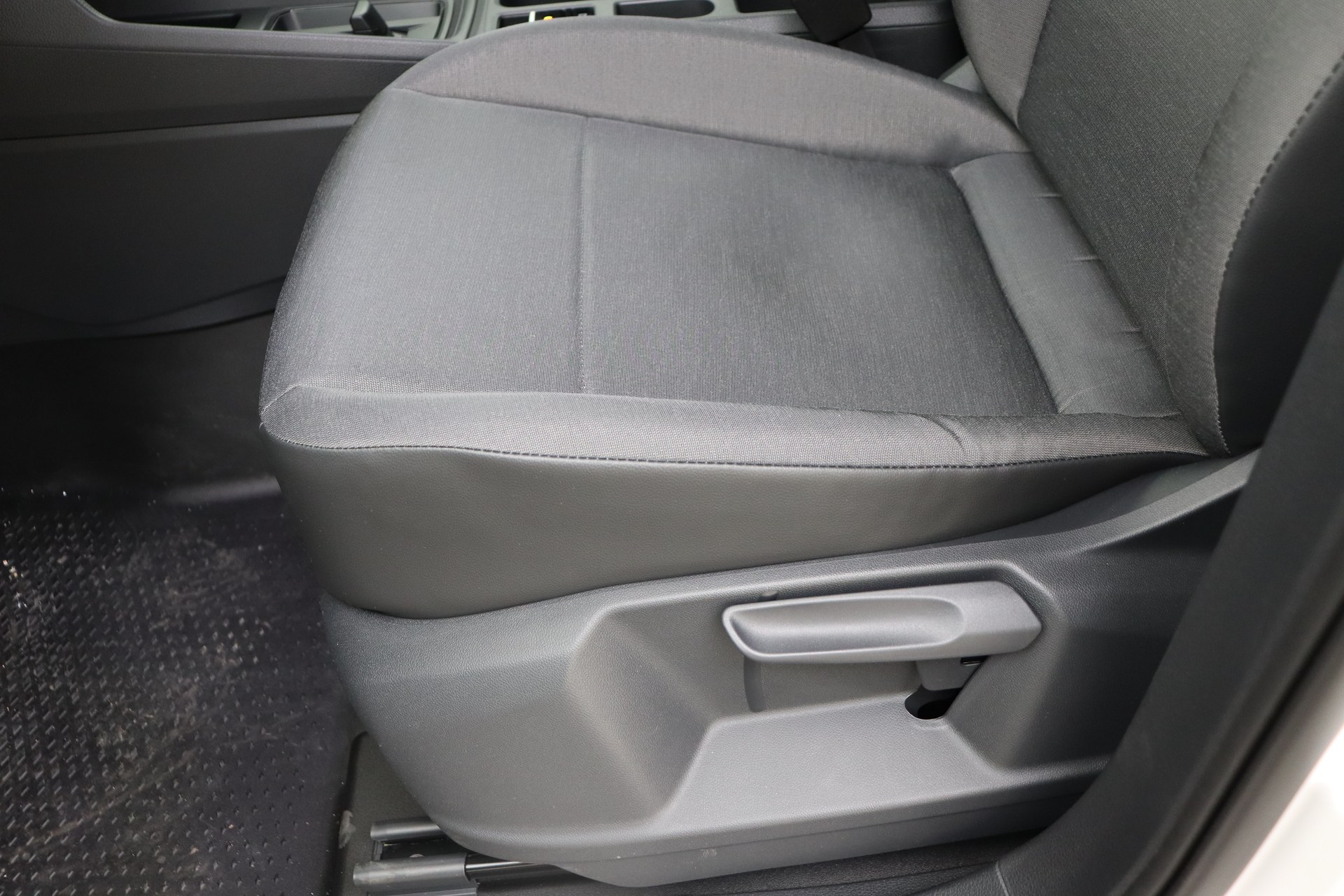 VOLKSWAGEN CADDY 2.0 TDI EU6 122ch DSG7  Cargo SWB