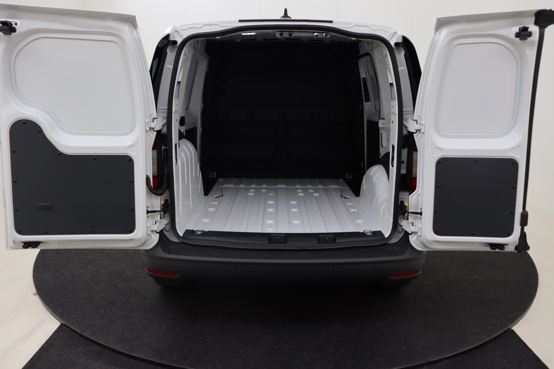 VOLKSWAGEN CADDY 2.0 TDI EU6 122ch DSG7  Cargo SWB