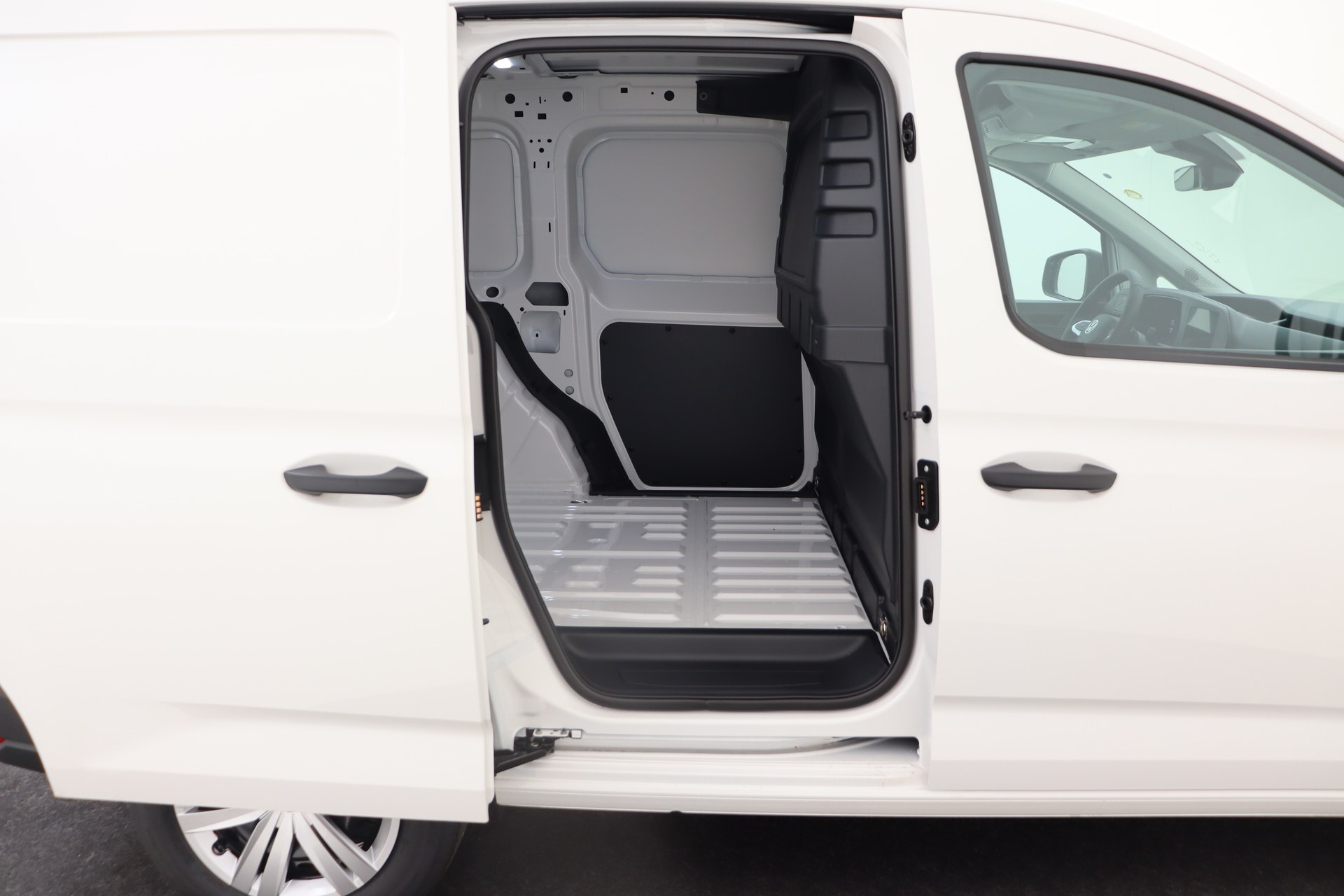 VOLKSWAGEN CADDY 2.0 TDI EU6 122ch DSG7  Cargo SWB