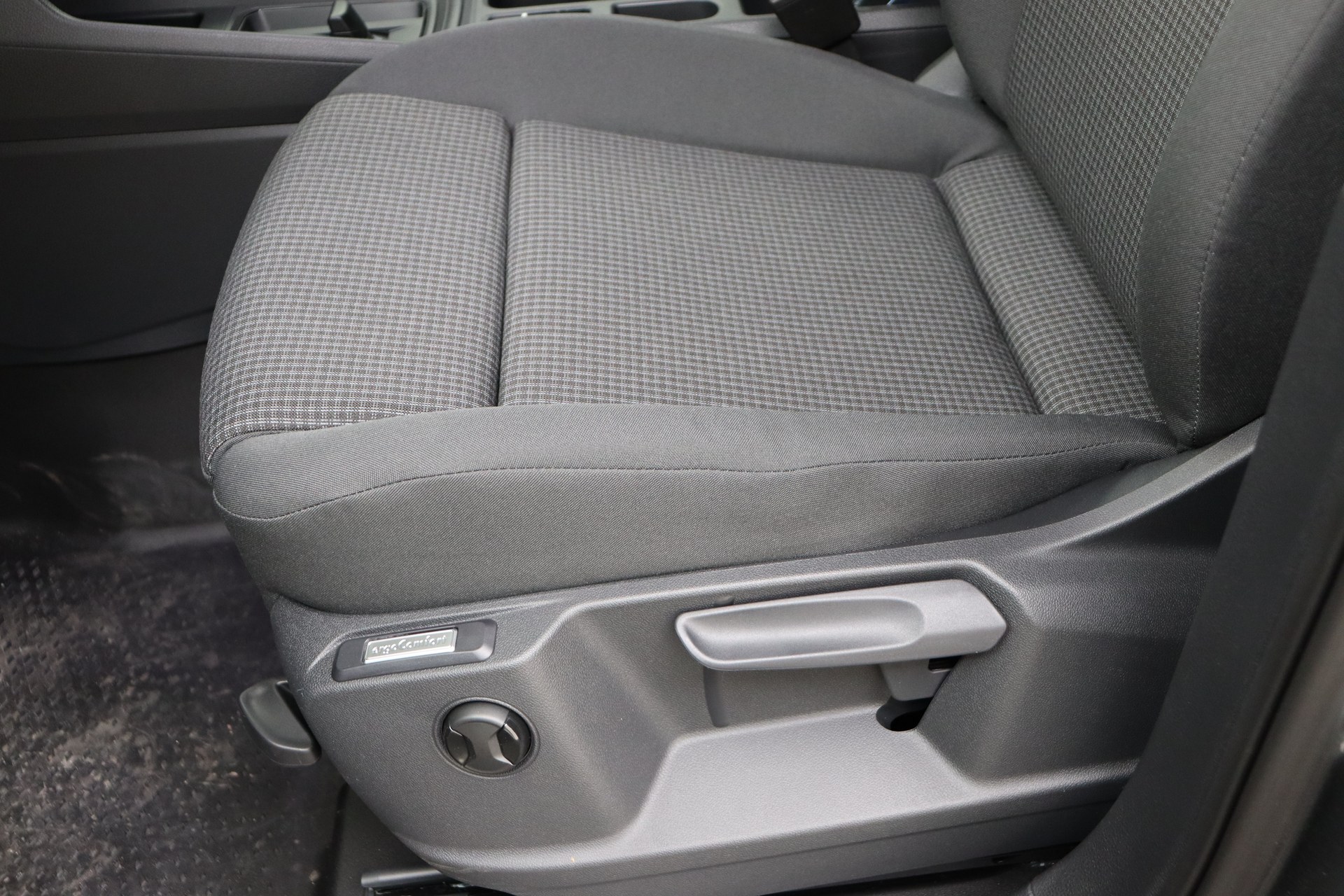 VOLKSWAGEN CADDY 2.0 TDI EU6 122ch DSG7  Cargo SWB