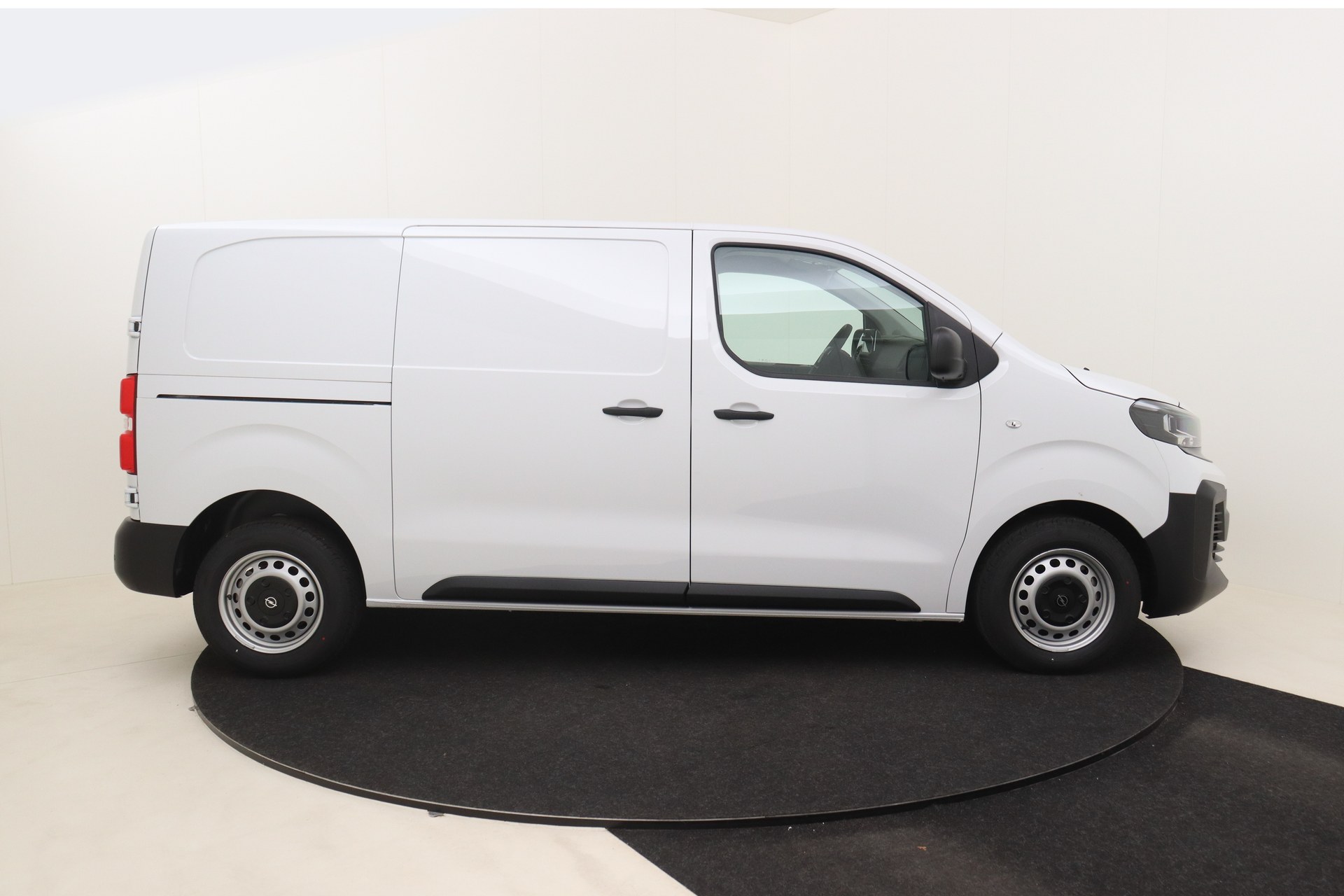 OPEL Vivaro 2.0 Turbo D 145ch MT6 New Van L2