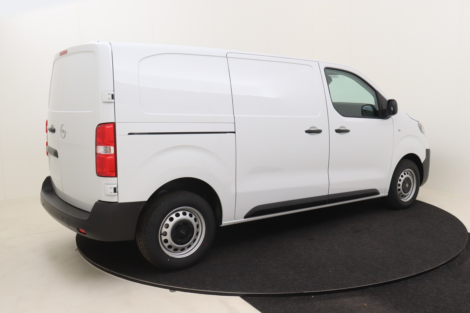 OPEL Vivaro 2.0 Turbo D 145ch MT6 New Van L2