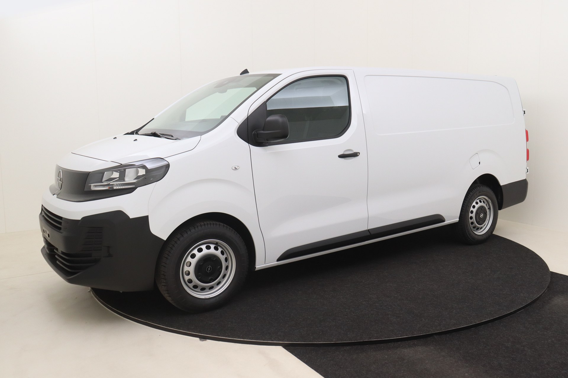 OPEL Vivaro 2.0 Turbo D 145ch MT6 New Van L3