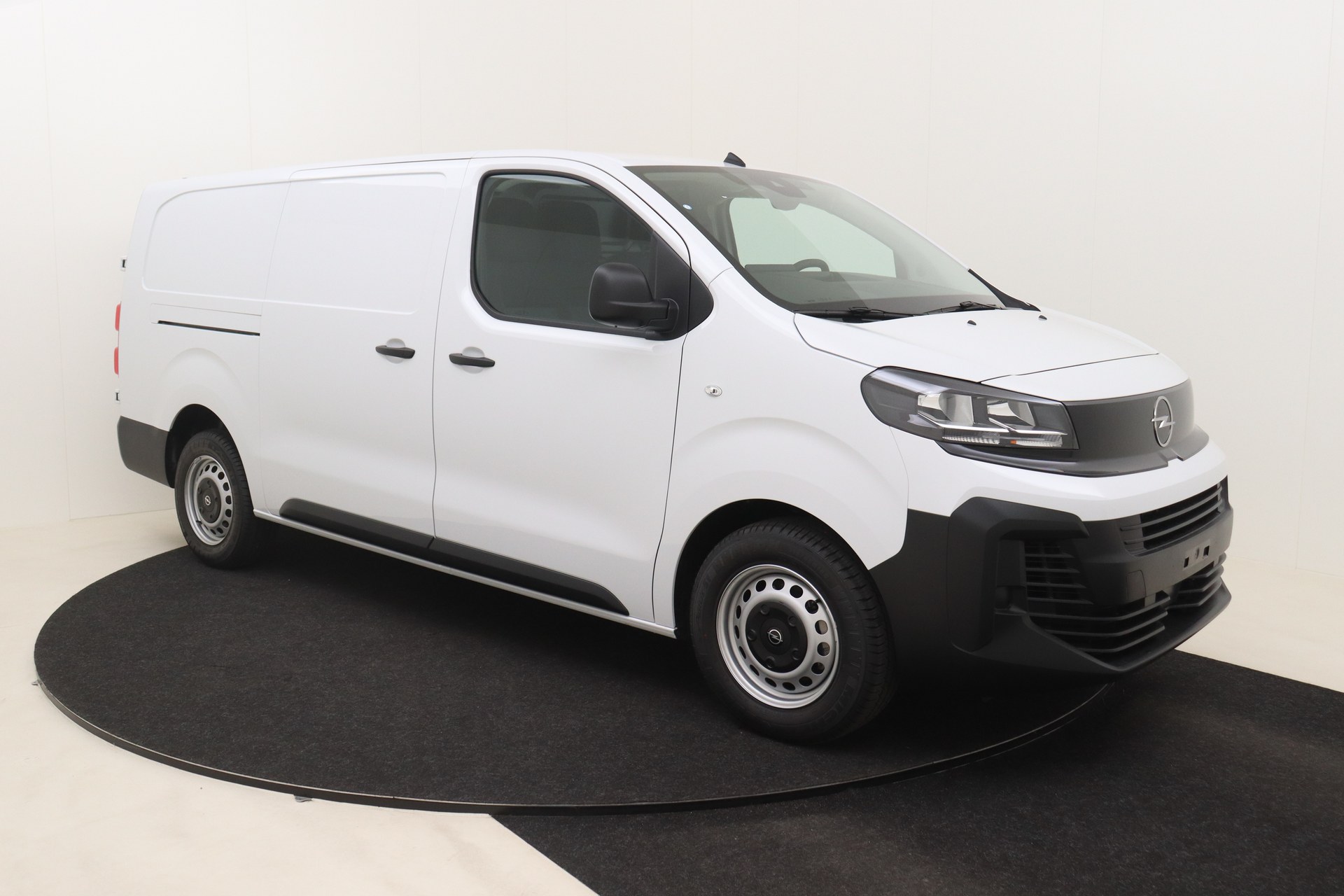 OPEL Vivaro 2.0 Turbo D 145ch MT6 New Van L3