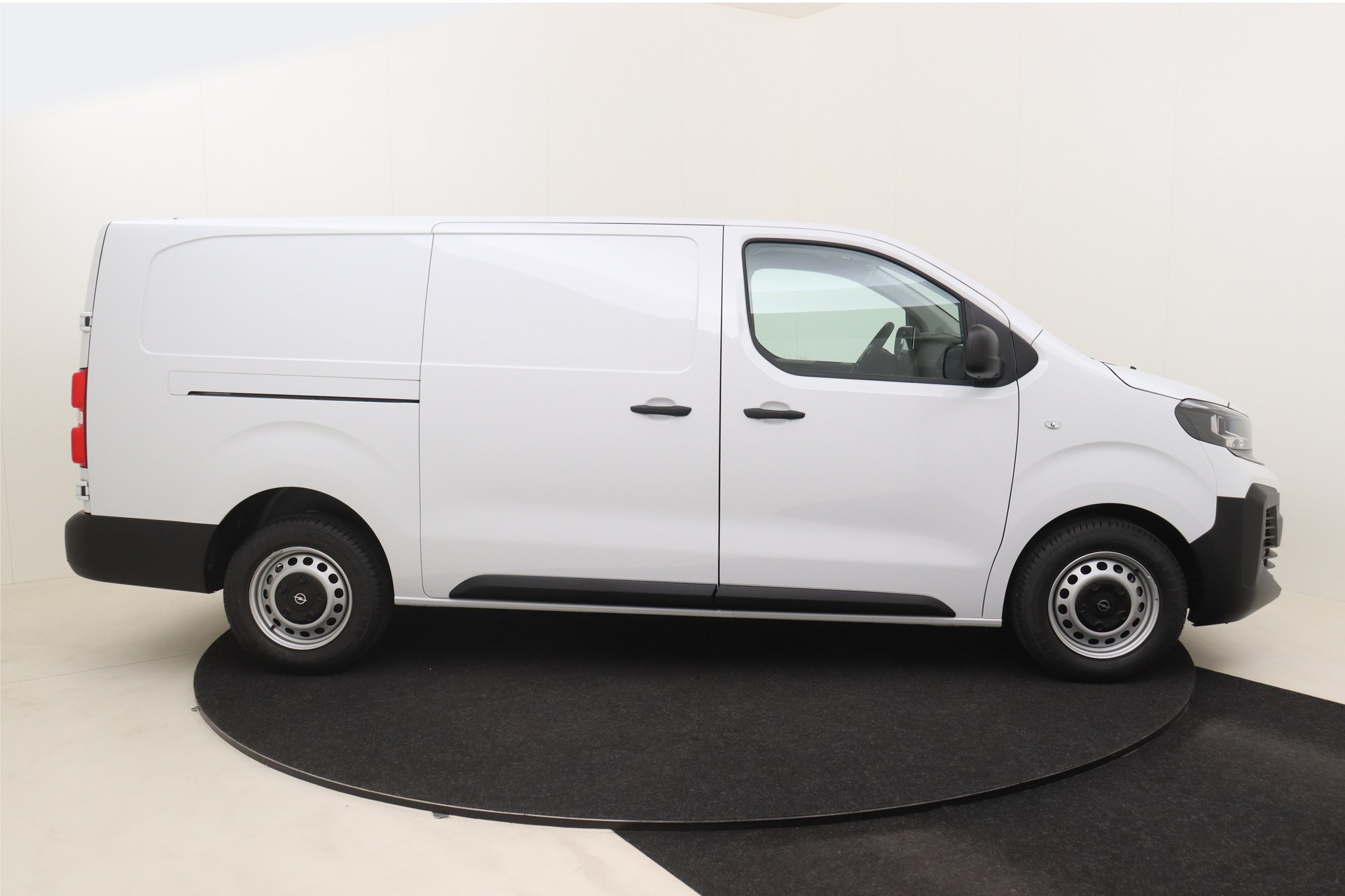 OPEL Vivaro 2.0 Turbo D 145ch MT6 New Van L3