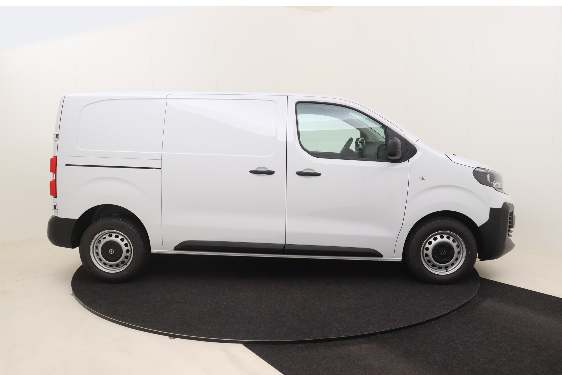 OPEL Vivaro 2.0 Turbo D 145ch MT6 New Van L2