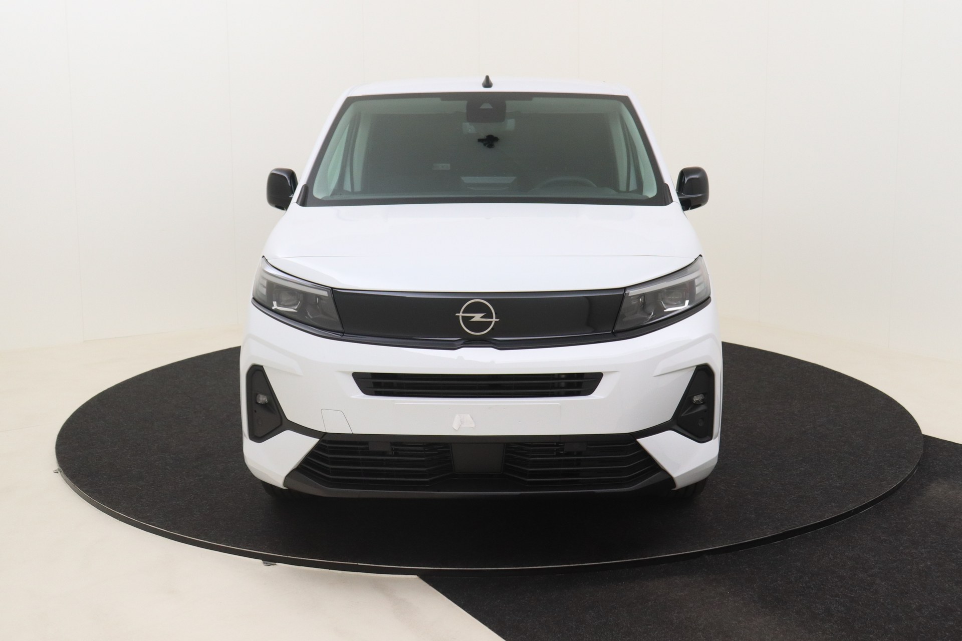OPEL COMBO 1.5 Turbo D 100 S/S MT6    New Cargo L1H1 Light