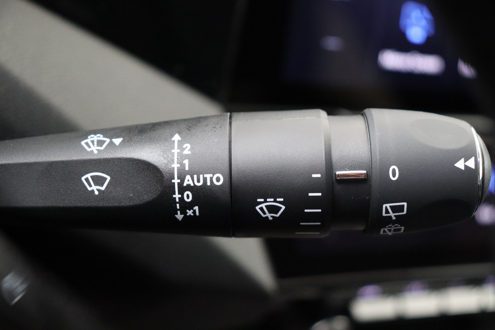 PEUGEOT 308 Hybrid 145 e-DCS6 Allure