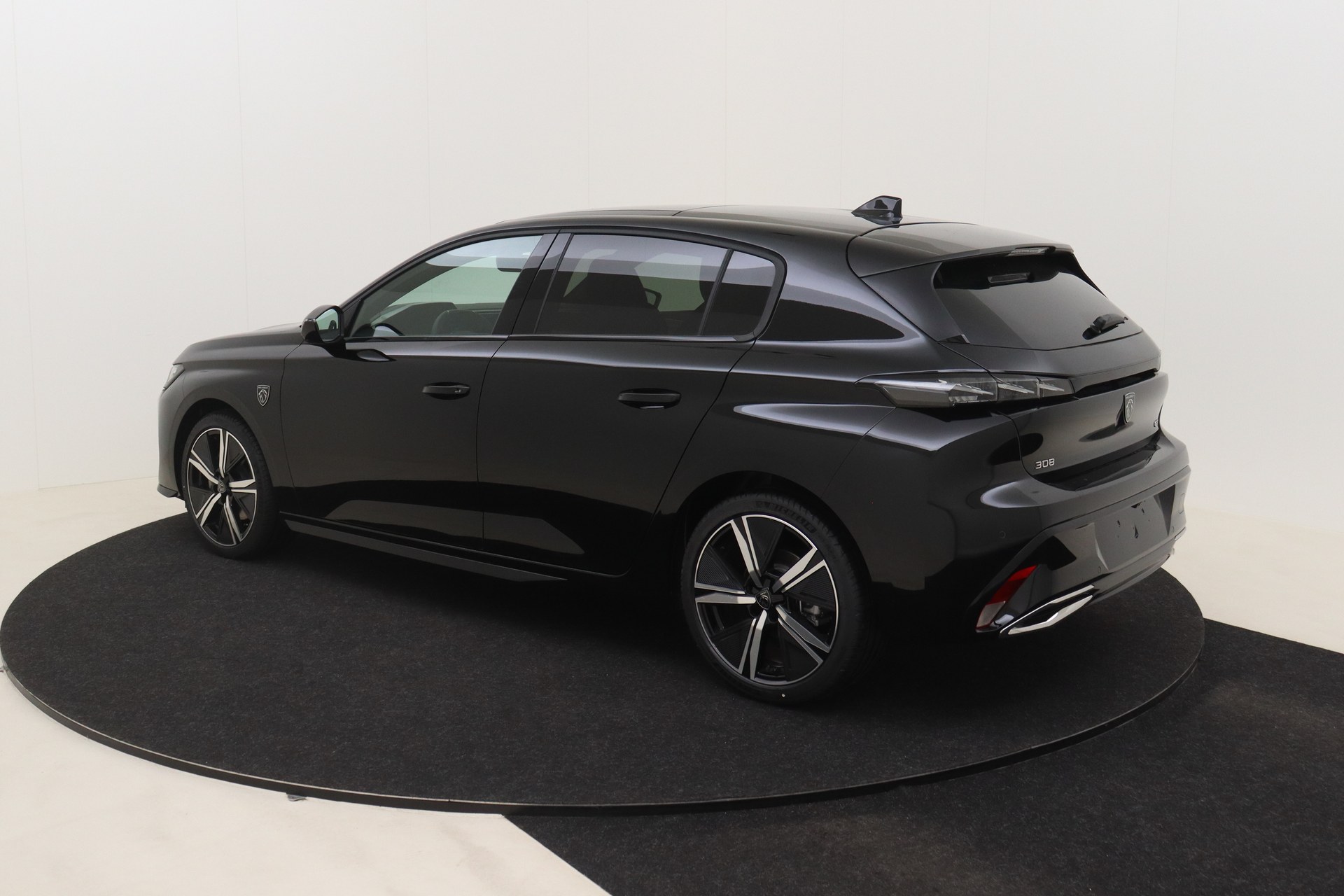 PEUGEOT 308 Hybrid 145 e-DCS6 GT