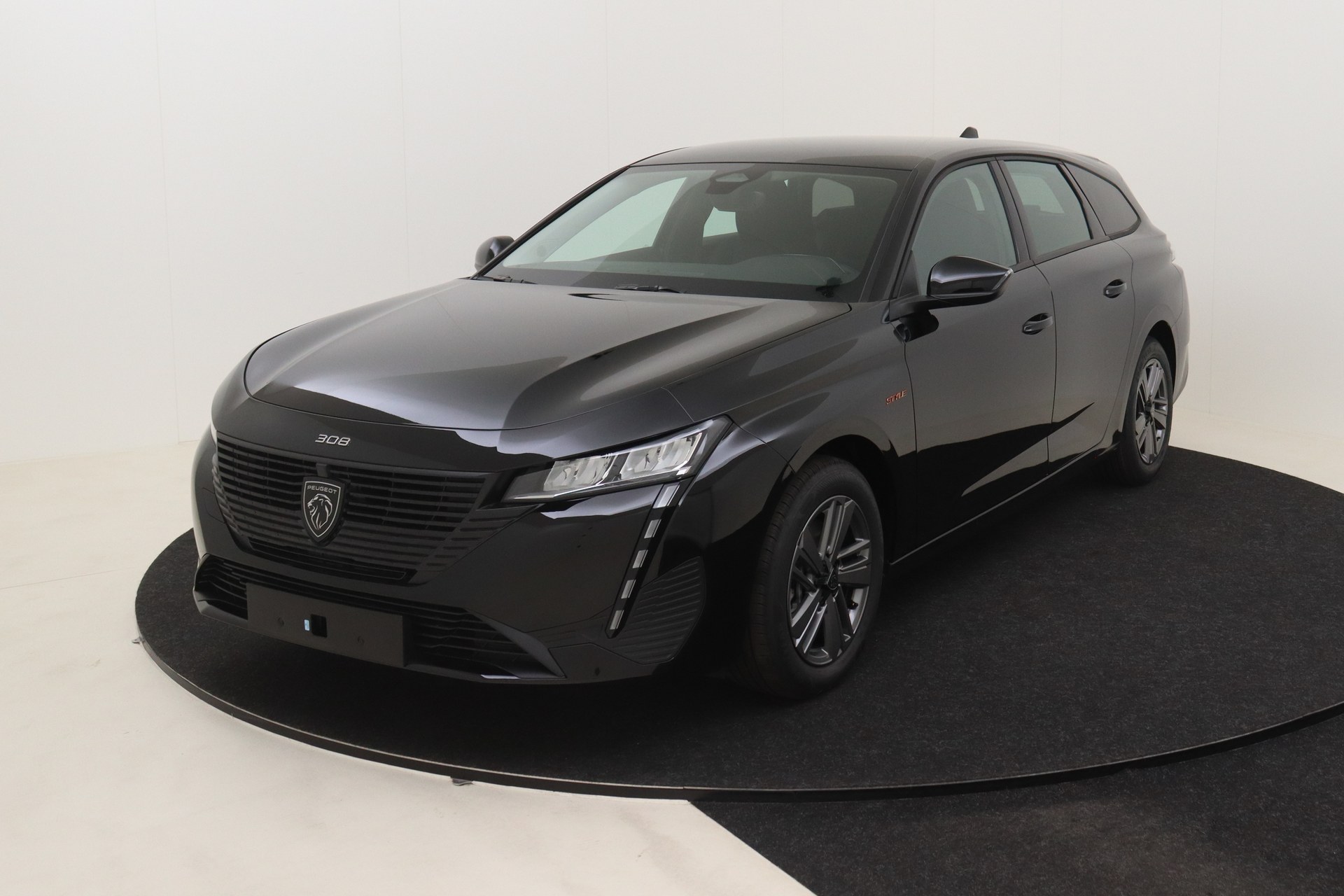 PEUGEOT 308 SW Hybrid 145 e-DCS6 Style