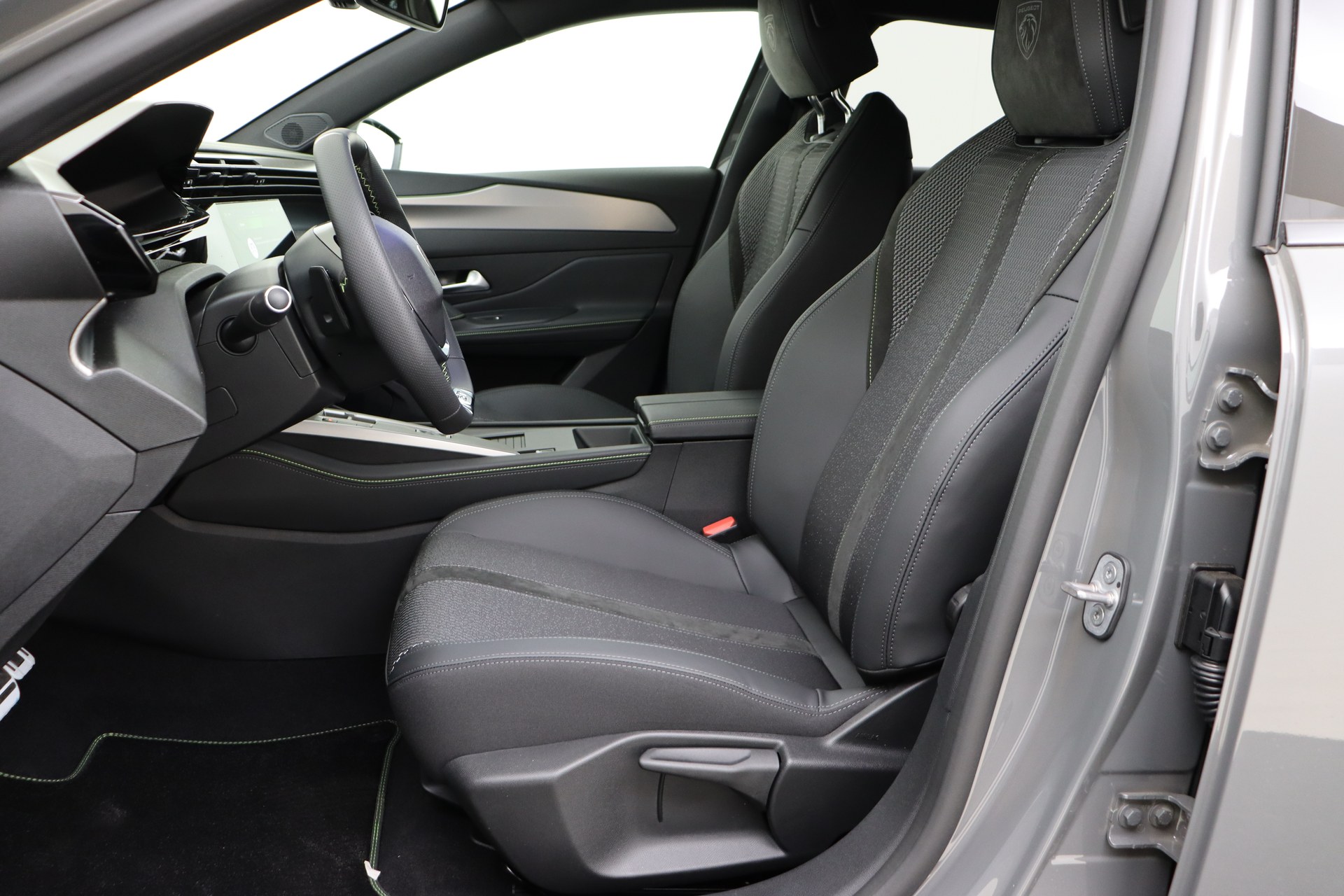 PEUGEOT 308 SW Hybrid 145 e-DCS6 GT