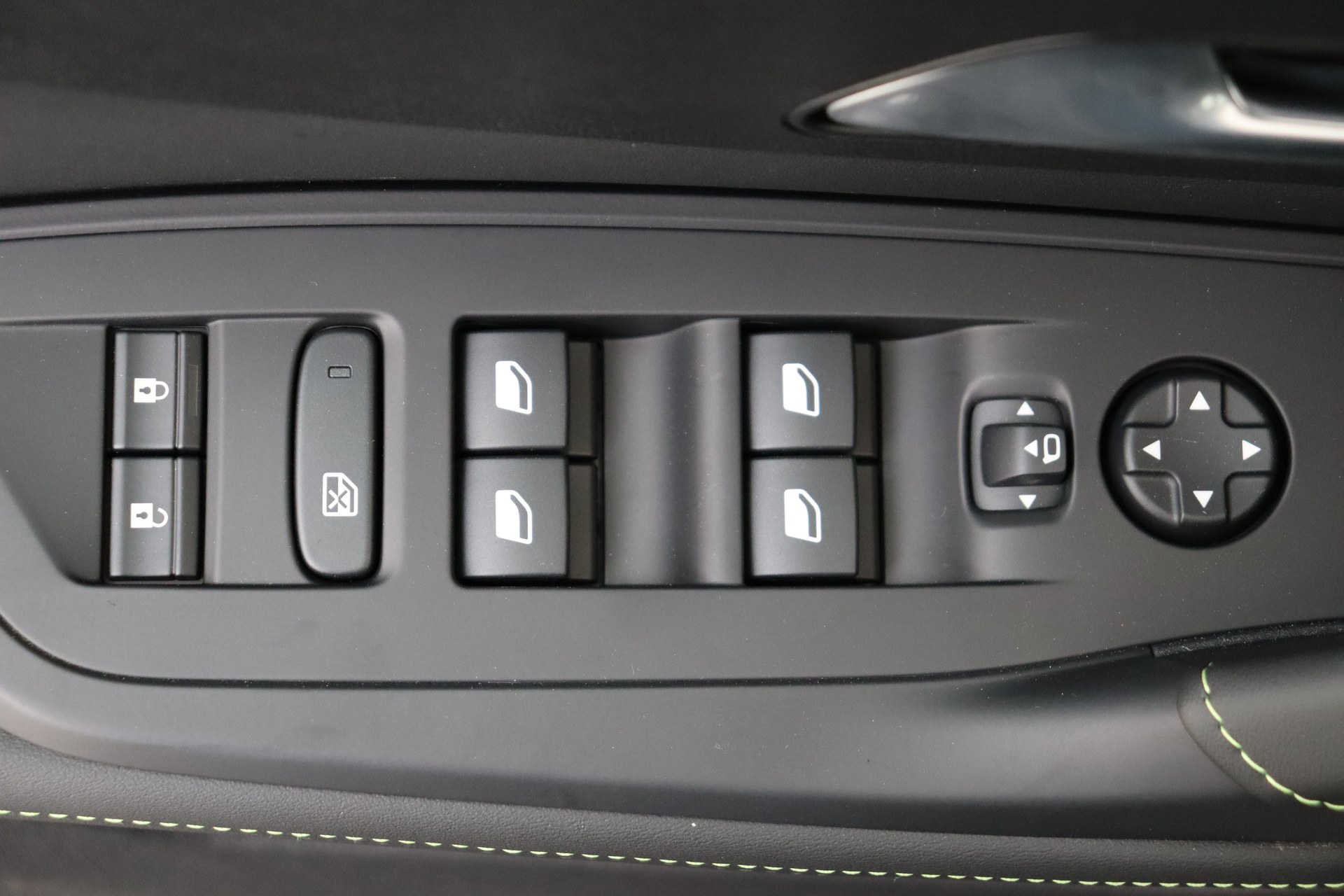 PEUGEOT 308 SW Hybrid 145 e-DCS6 GT