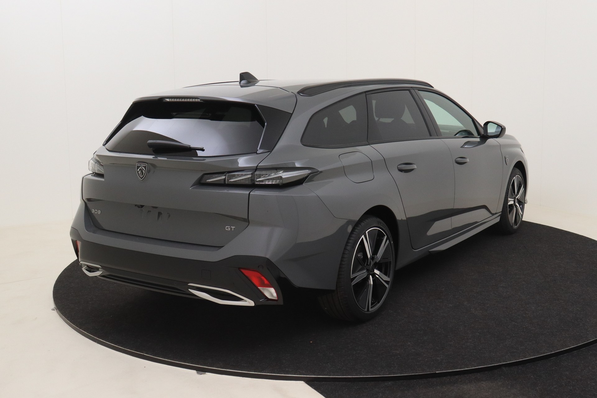 PEUGEOT 308 SW Hybrid 145 e-DCS6 GT