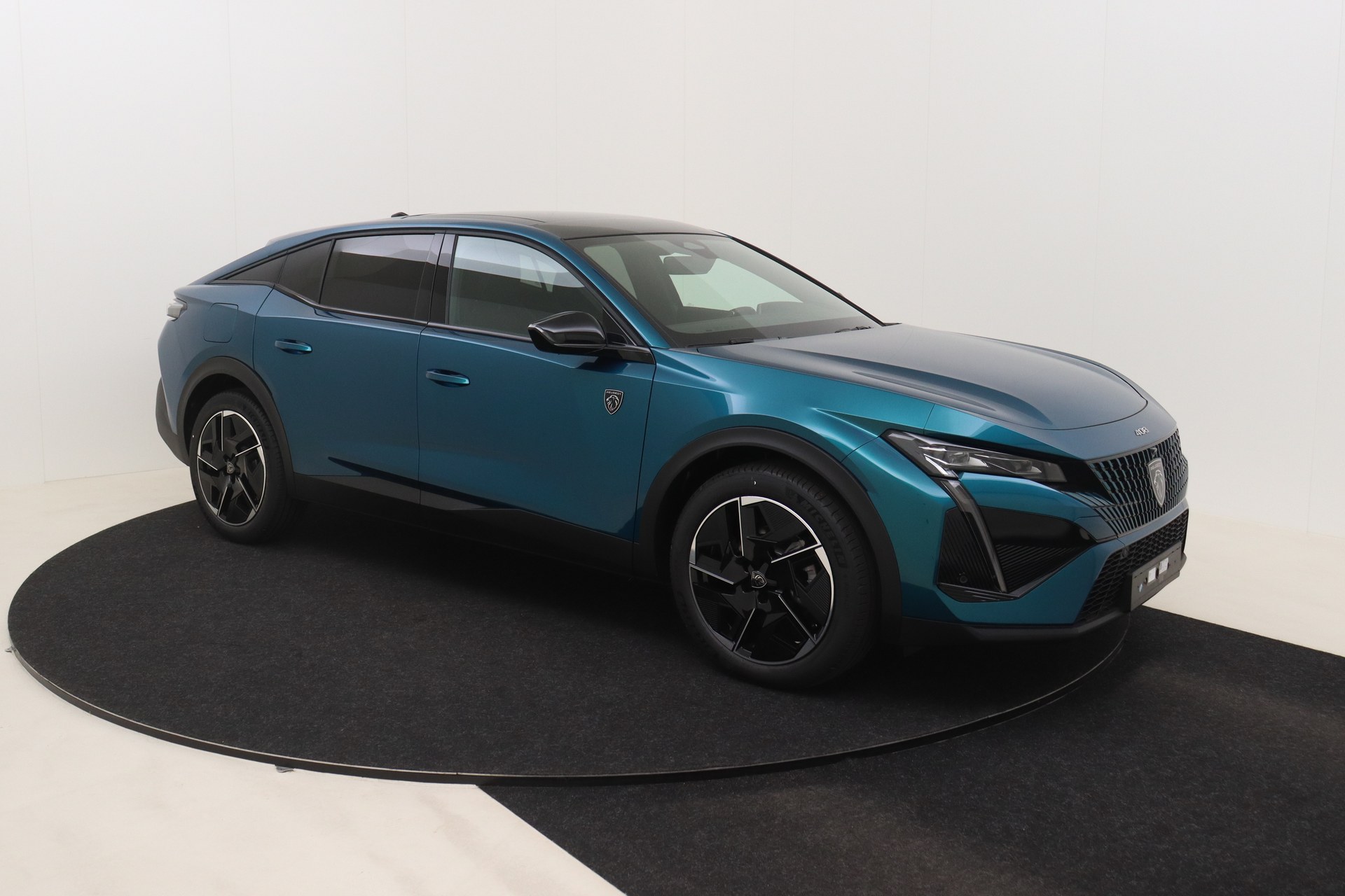 PEUGEOT 408 Hybrid 145 e-DCS6 GT