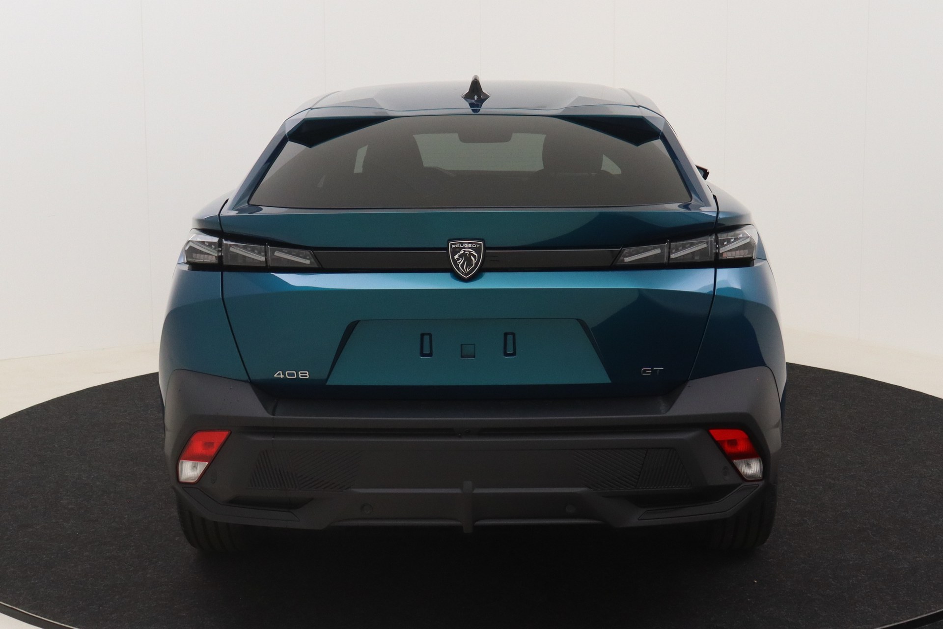 PEUGEOT 408 Hybrid 145 e-DCS6 GT