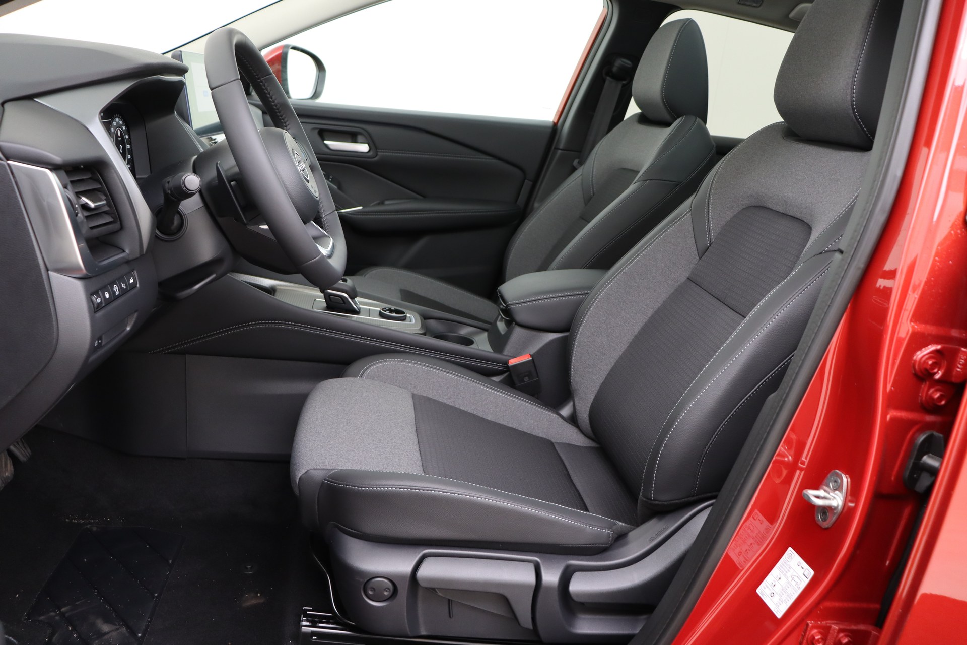 NISSAN QASHQAI 1.3 DIG-T Mild Hybrid 158ch 4WD X-TRONIC N-Connecta + Cold pack + Glassroof + Comfort Pack