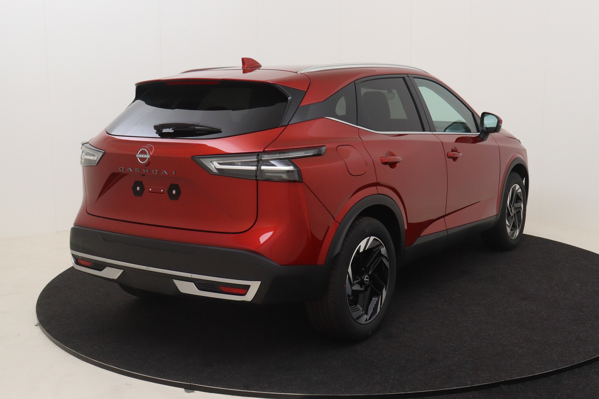 NISSAN QASHQAI 1.3 DIG-T Mild Hybrid 158ch 4WD X-TRONIC N-Connecta + Cold pack + Glassroof + Comfort Pack
