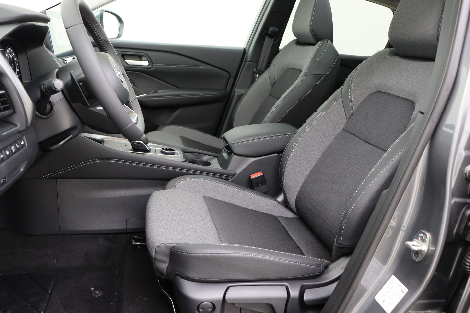 NISSAN QASHQAI 1.3 DIG-T Mild Hybrid 158ch 4WD X-TRONIC N-Connecta + Cold pack + Glassroof + Comfort Pack
