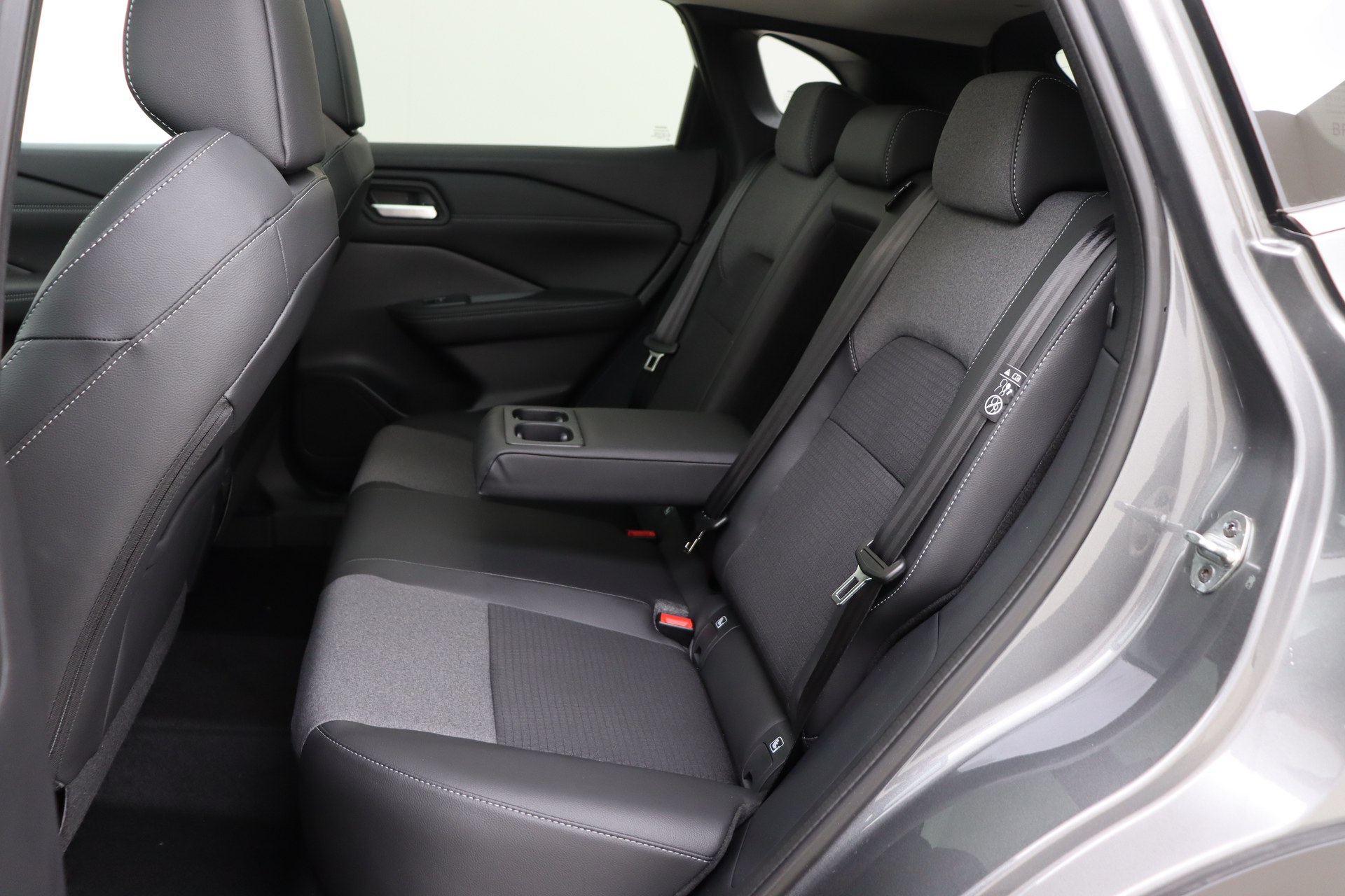 NISSAN QASHQAI 1.3 DIG-T Mild Hybrid 158ch 4WD X-TRONIC N-Connecta + Cold pack + Glassroof + Comfort Pack