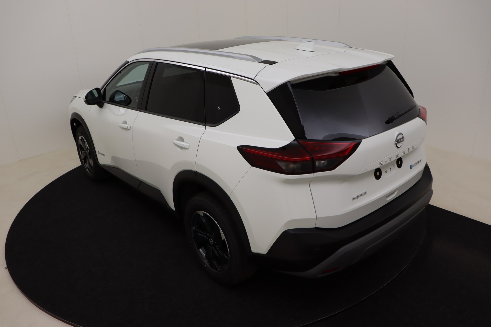 NISSAN X-TRAIL e-POWER 213ch e-4ORCE Acenta + Style pack 7pl