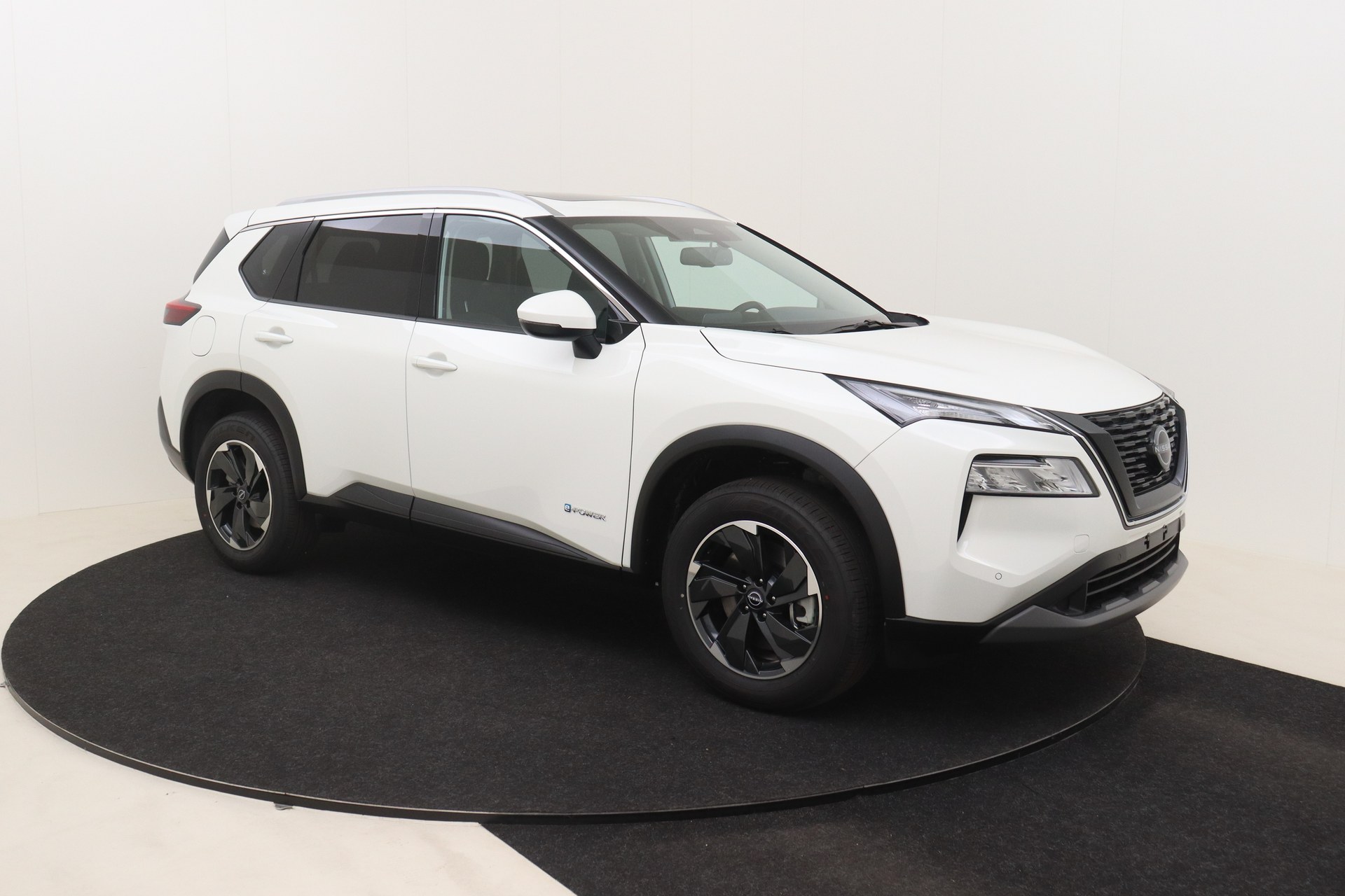 NISSAN X-TRAIL e-POWER 213ch e-4ORCE Acenta + Style pack 7pl
