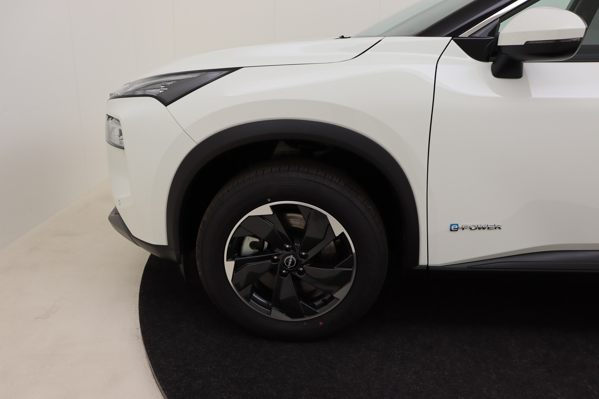 NISSAN X-TRAIL e-POWER 213ch e-4ORCE Acenta + Style pack 7pl