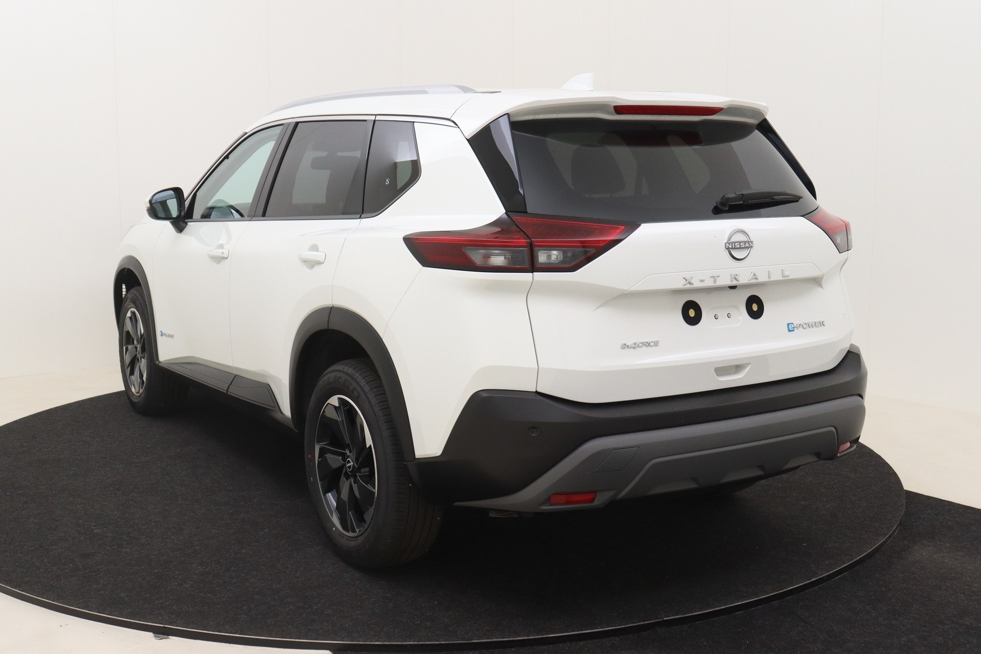 NISSAN X-TRAIL e-POWER 213ch e-4ORCE Acenta + Style pack 7pl