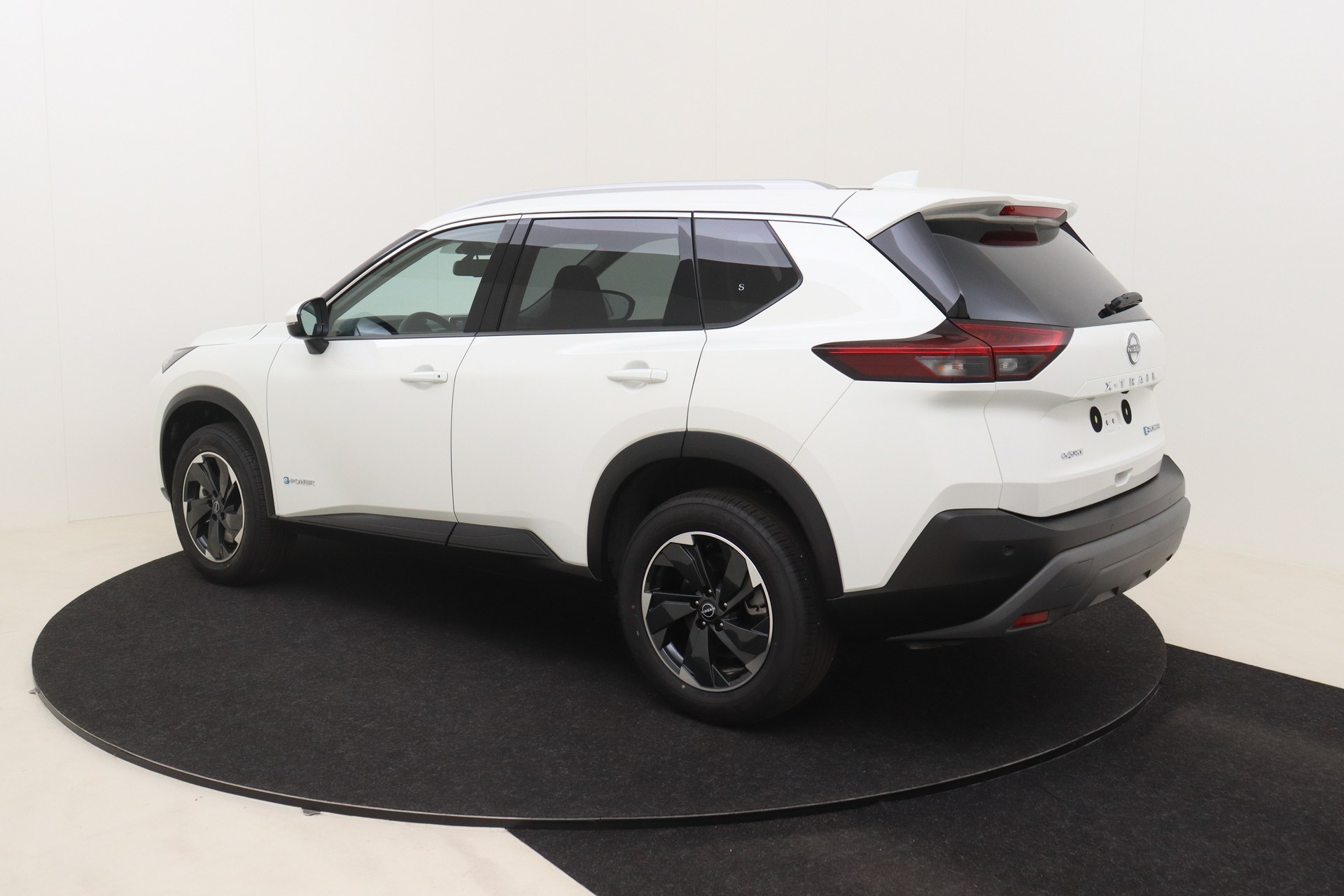 NISSAN X-TRAIL e-POWER 213ch e-4ORCE Acenta + Style pack 7pl