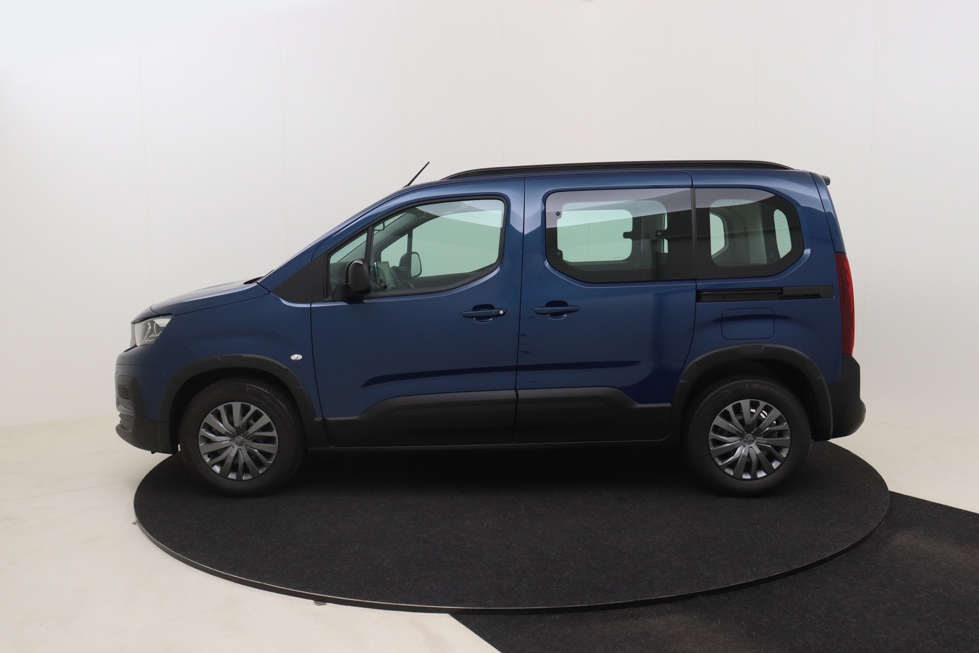 PEUGEOT e-Rifter 50 kWh 136ch Standard Allure