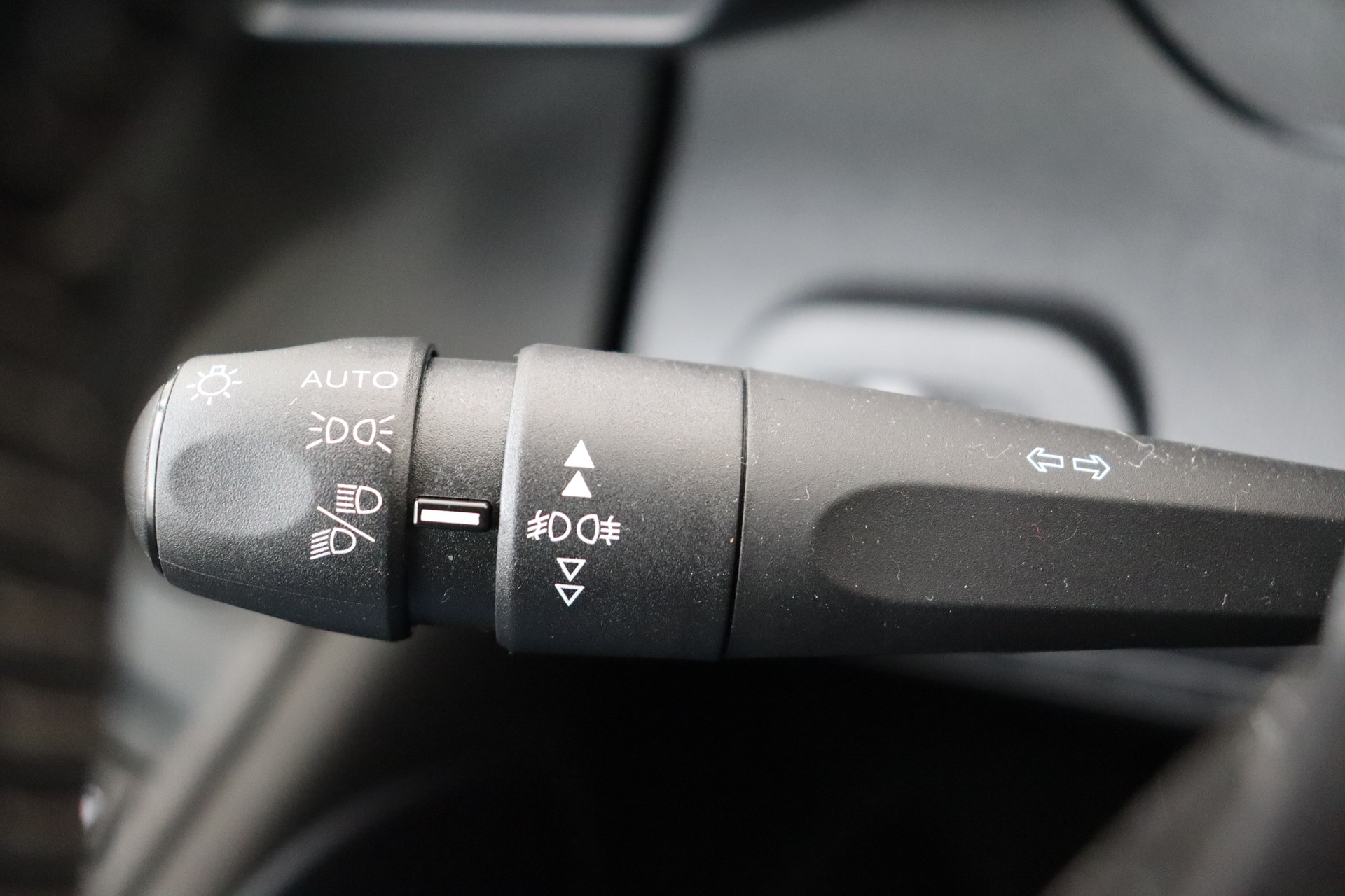PEUGEOT e-Rifter 50 kWh 136ch Standard Allure
