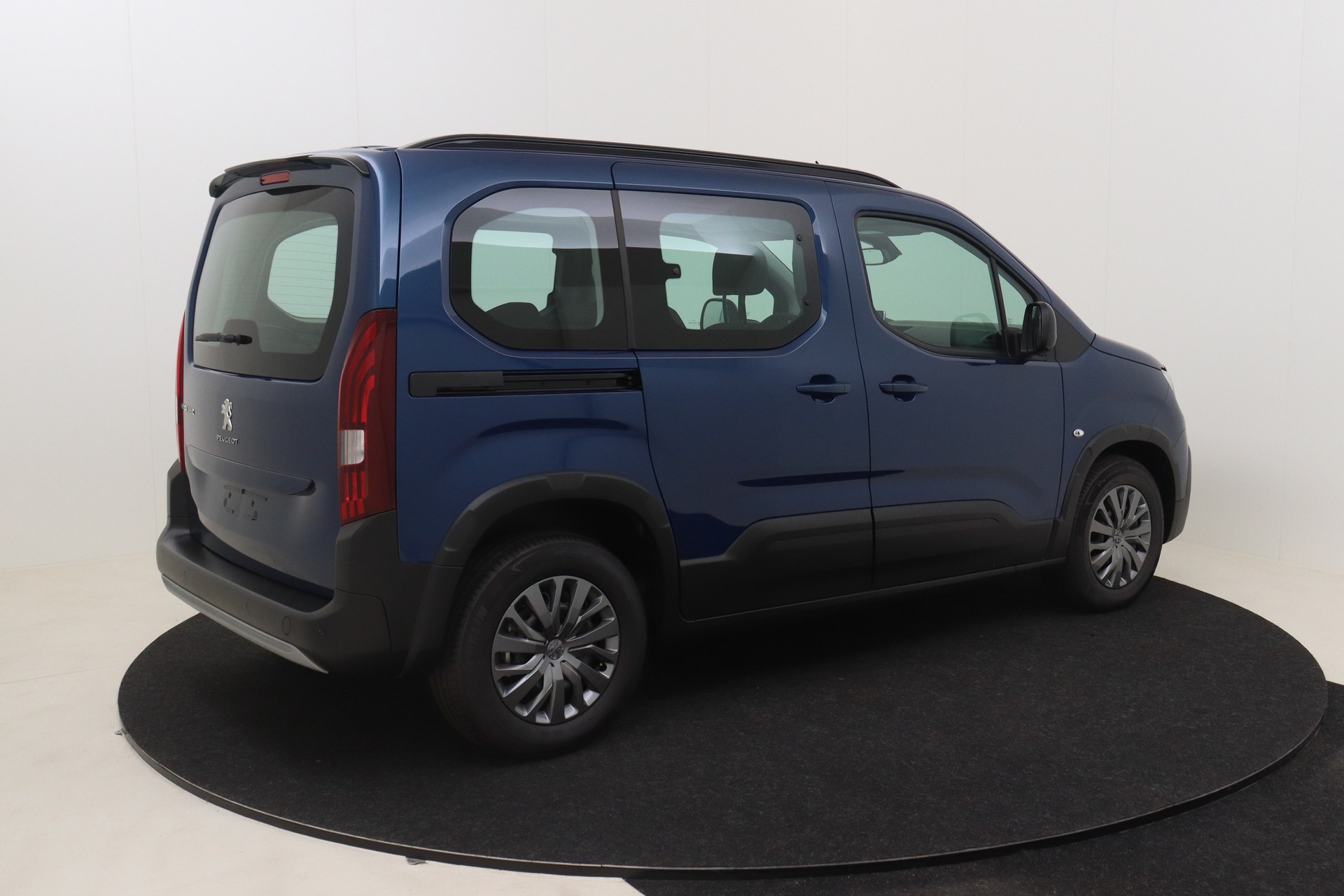 PEUGEOT e-Rifter 50 kWh 136ch Standard Allure