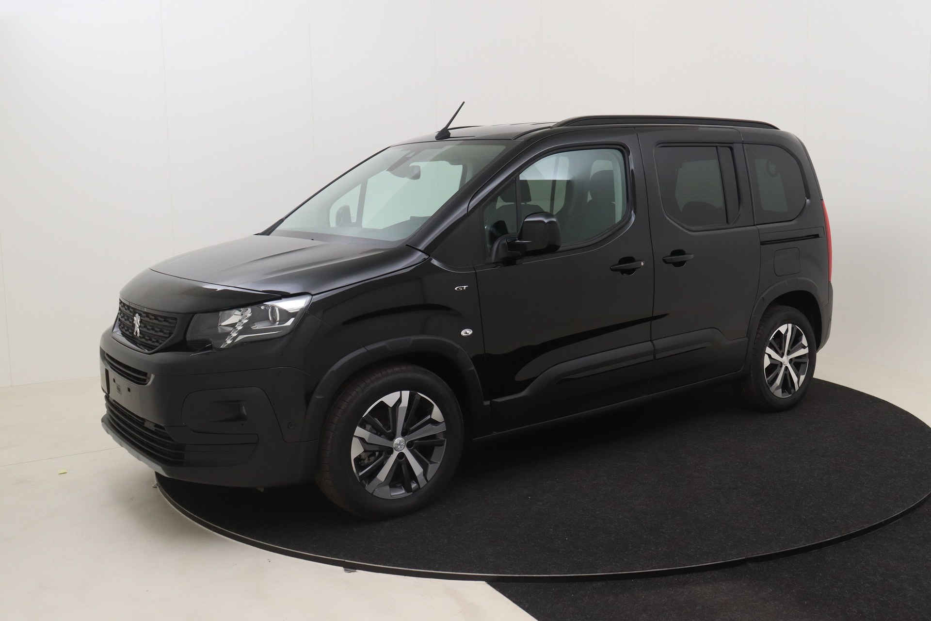 PEUGEOT e-Rifter 50 kWh 136ch Standard GT