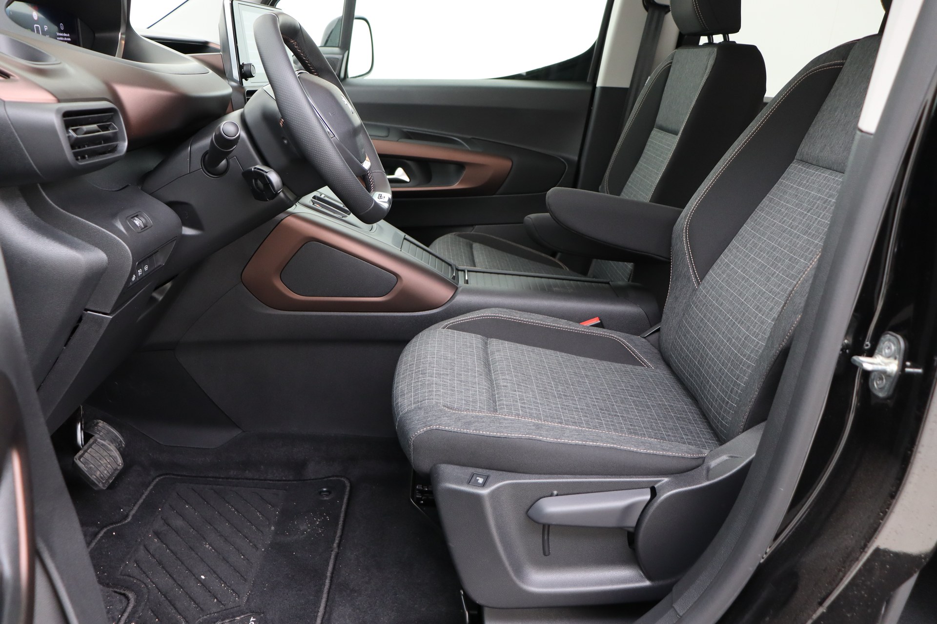 PEUGEOT e-Rifter 50 kWh 136ch Standard GT