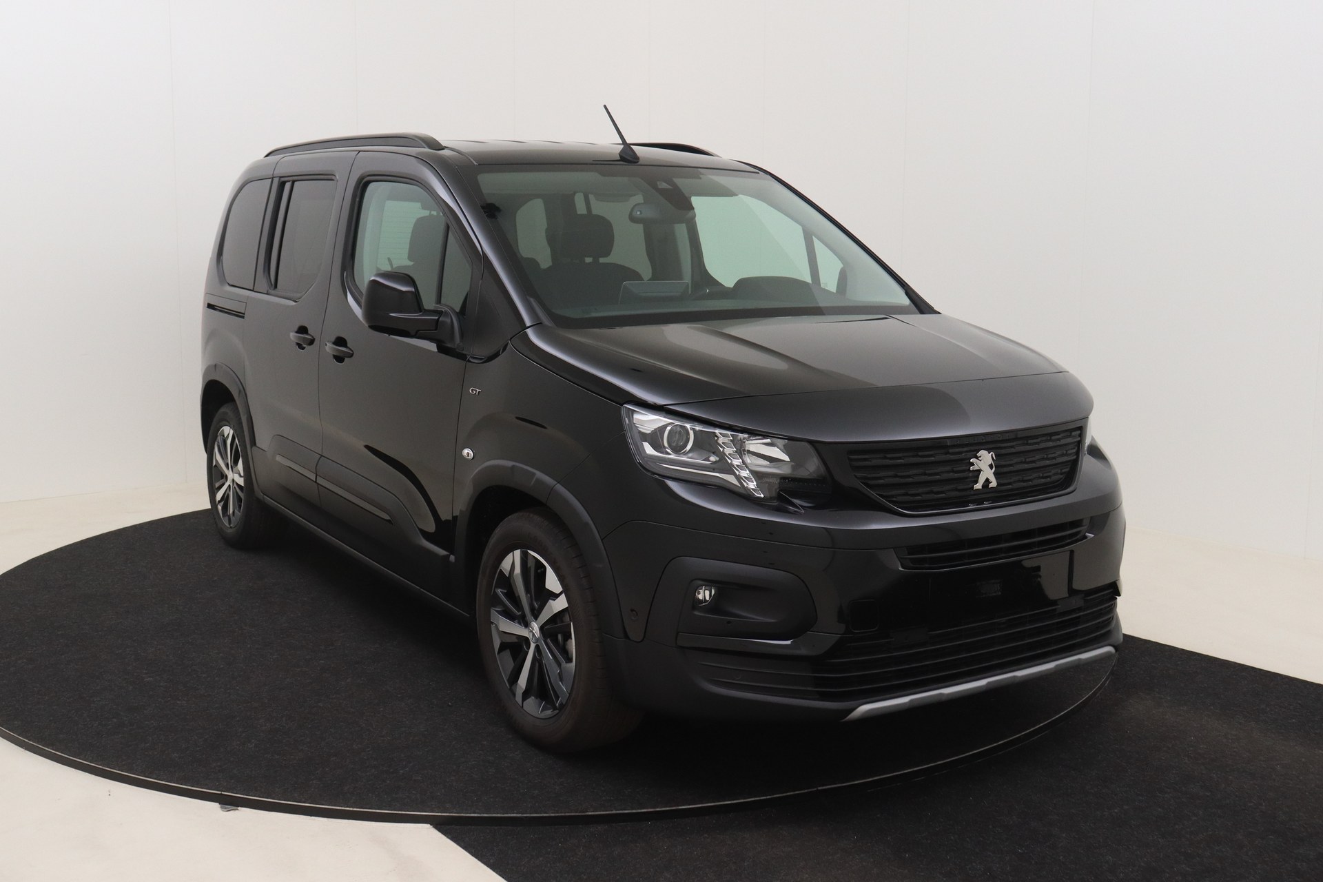 PEUGEOT e-Rifter 50 kWh 136ch Standard GT