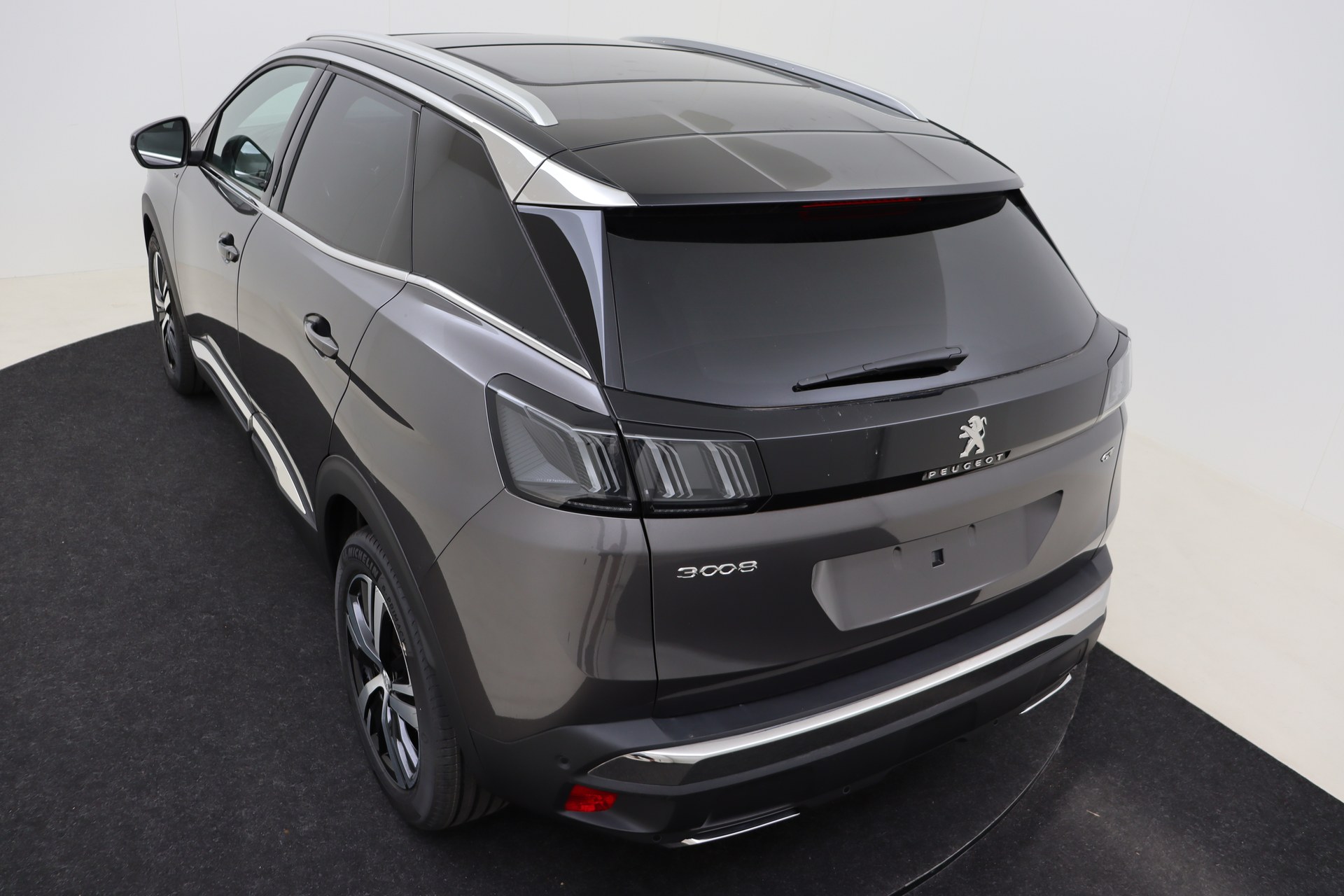 PEUGEOT 3008 Hybrid 136ch e-DSC6    GT