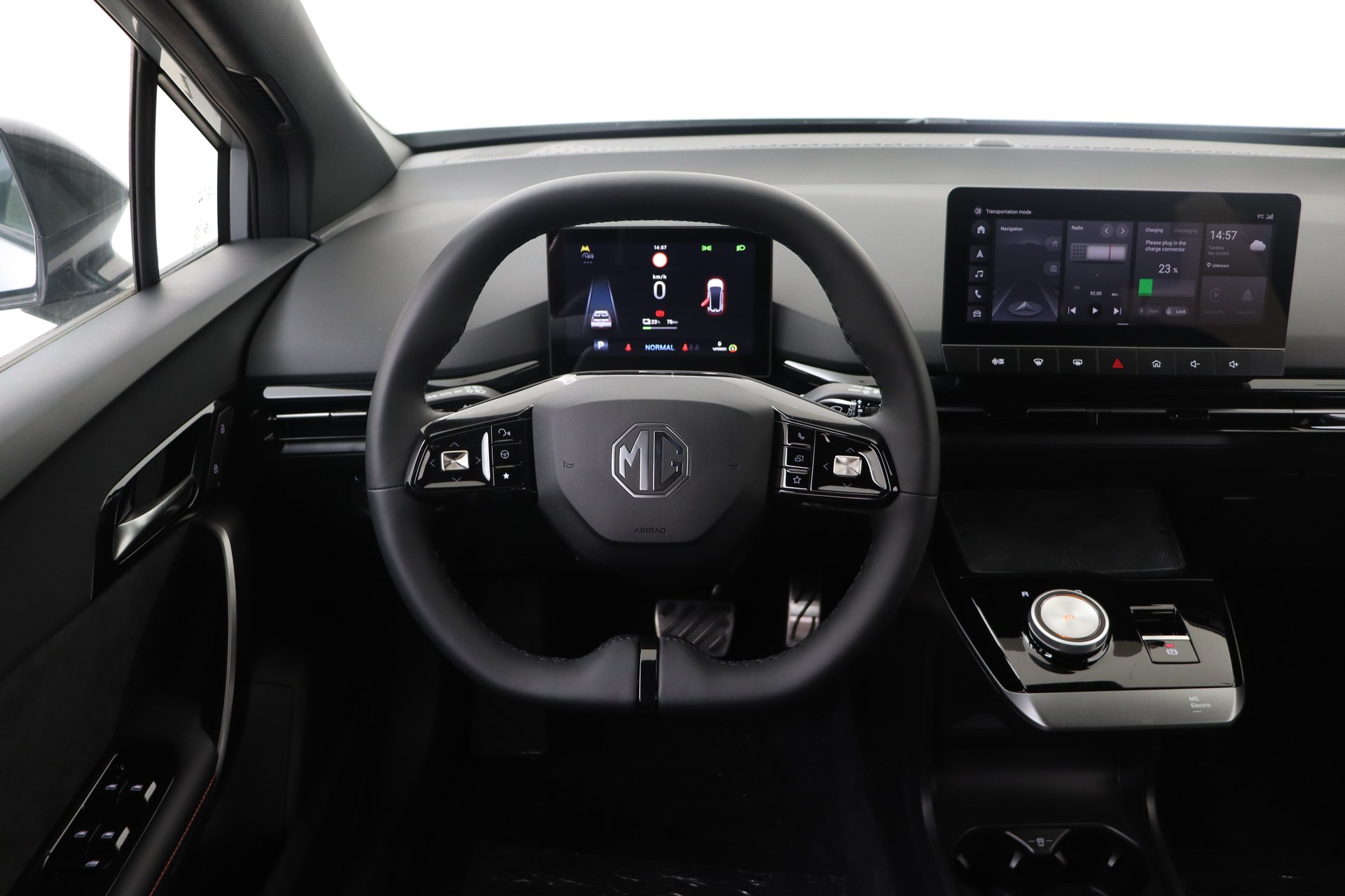 MG MG4 64 kWh X-POWER Luxury