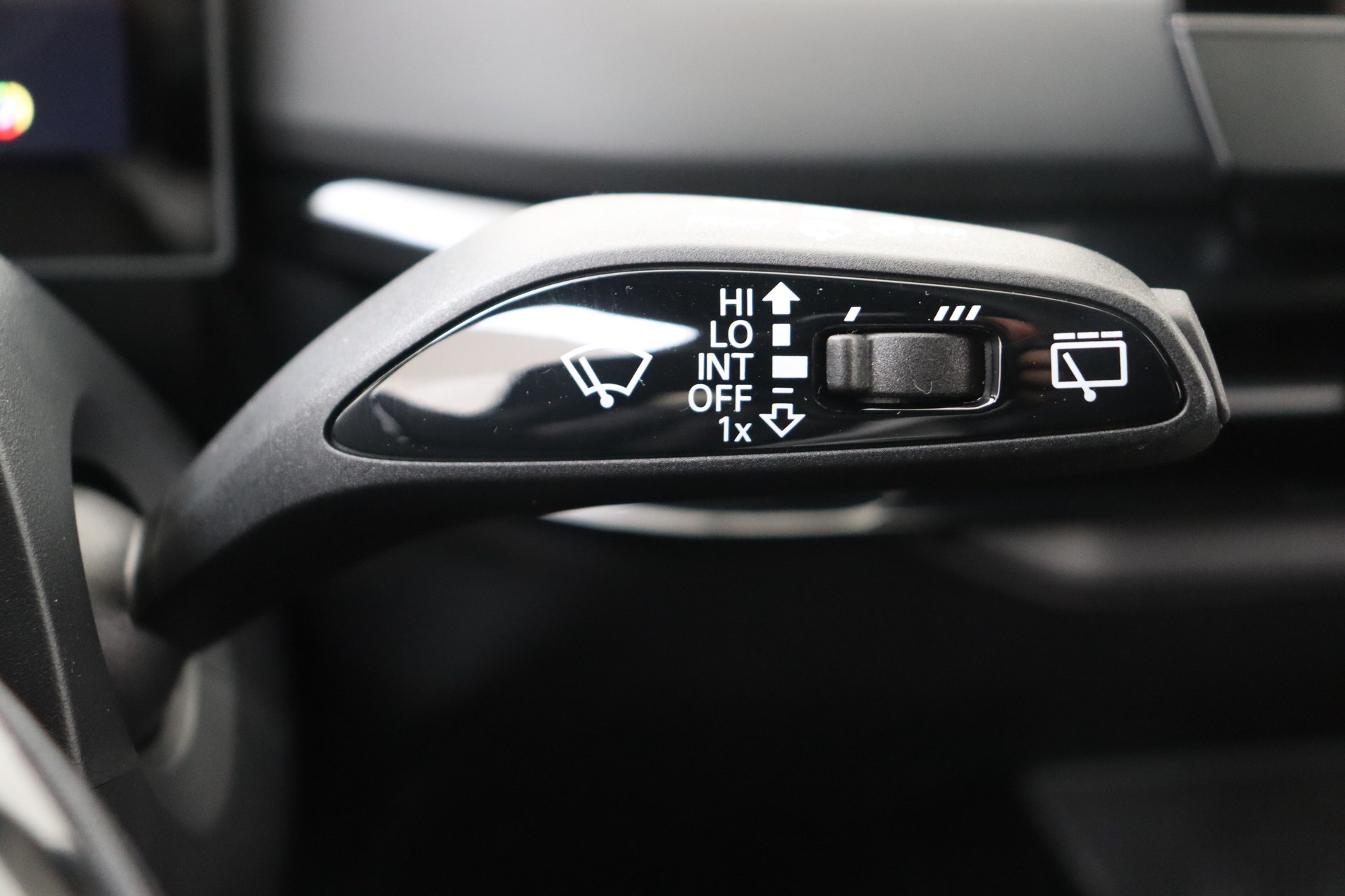 MG MG4 64 kWh X-POWER Luxury
