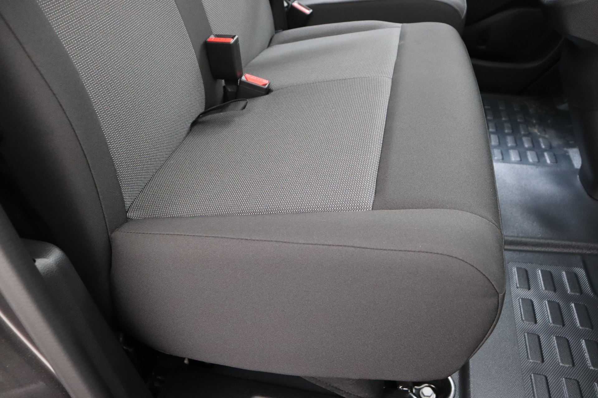 PEUGEOT E-EXPERT 50 kWh 136ch Standard