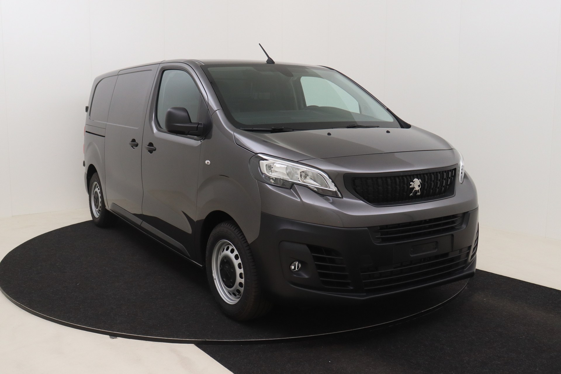 PEUGEOT E-EXPERT 50 kWh 136ch Standard