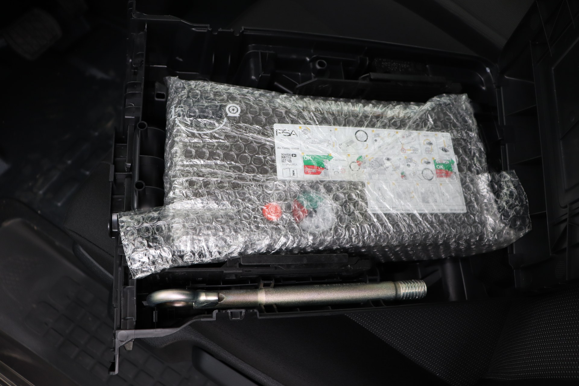 PEUGEOT E-EXPERT 50 kWh 136ch Standard
