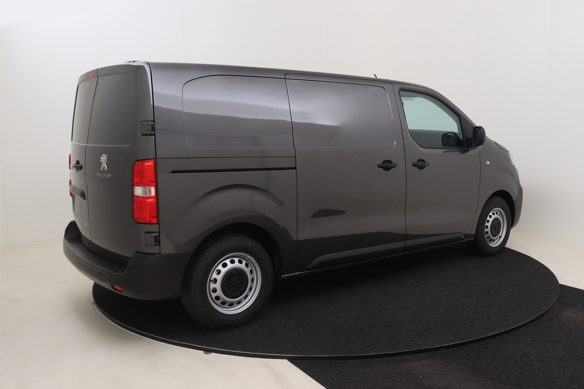 PEUGEOT E-EXPERT 50 kWh 136ch Standard