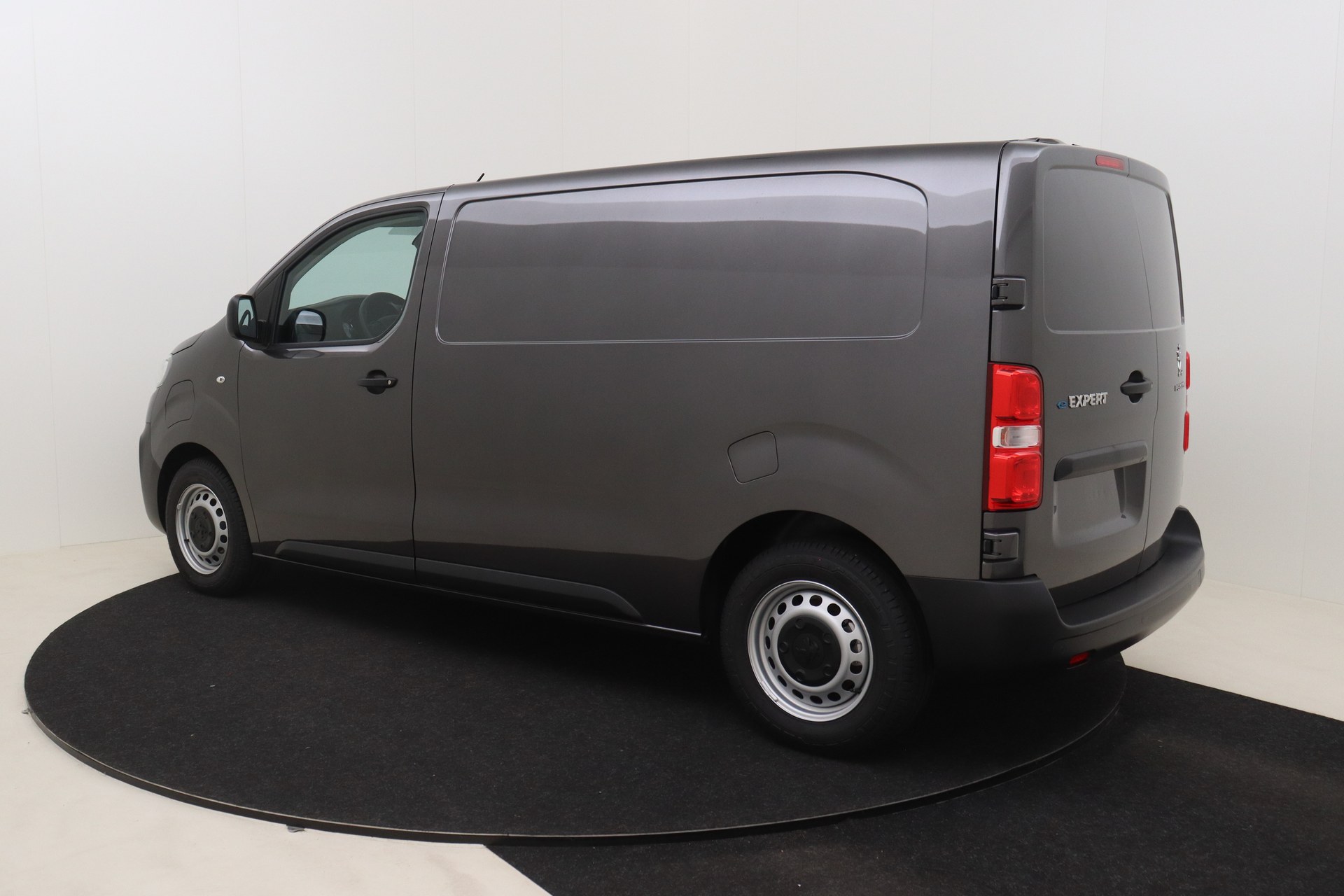 PEUGEOT E-EXPERT 50 kWh 136ch Standard