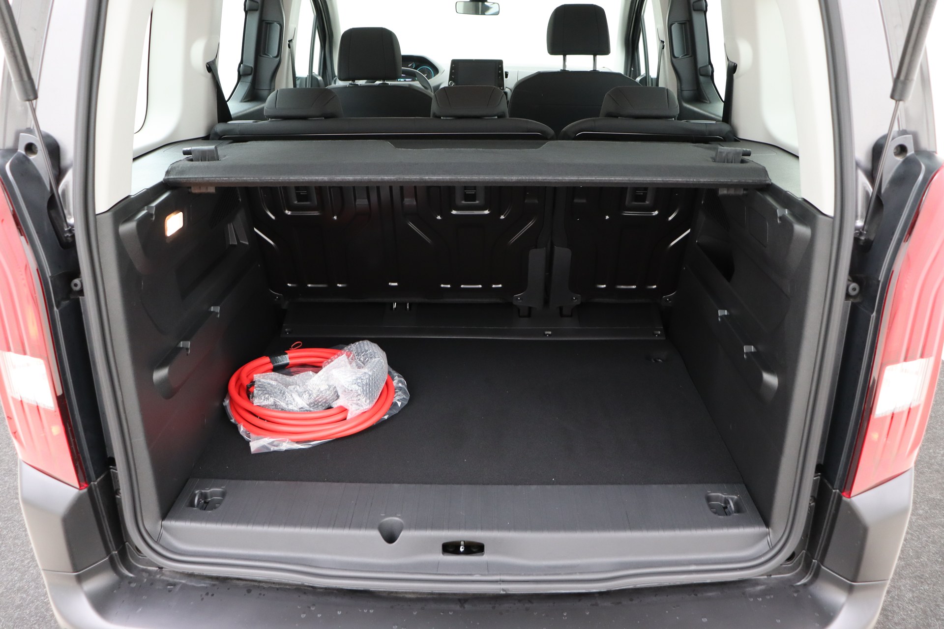 PEUGEOT e-Rifter 50 kWh 136ch Active