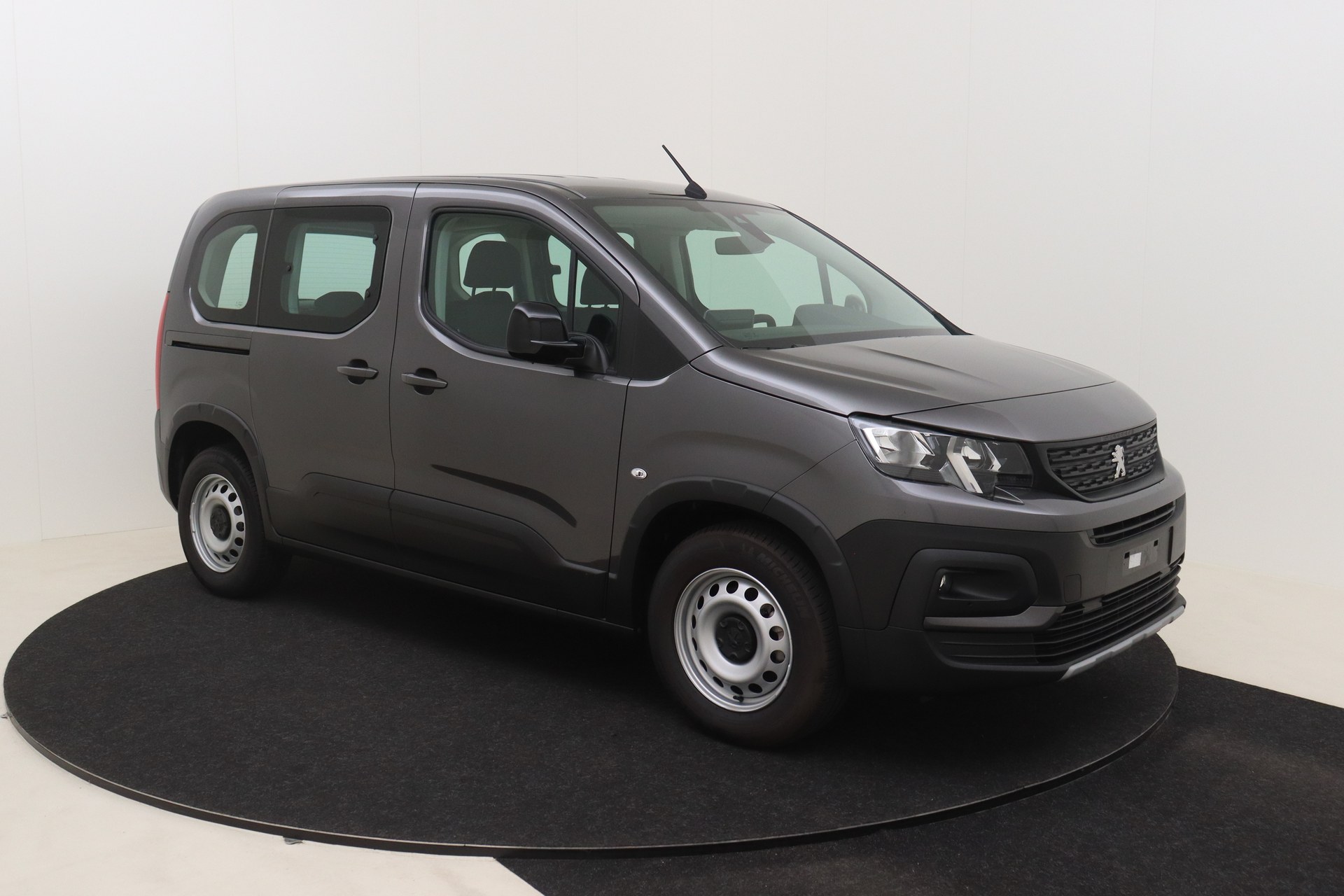 PEUGEOT e-Rifter 50 kWh 136ch Active