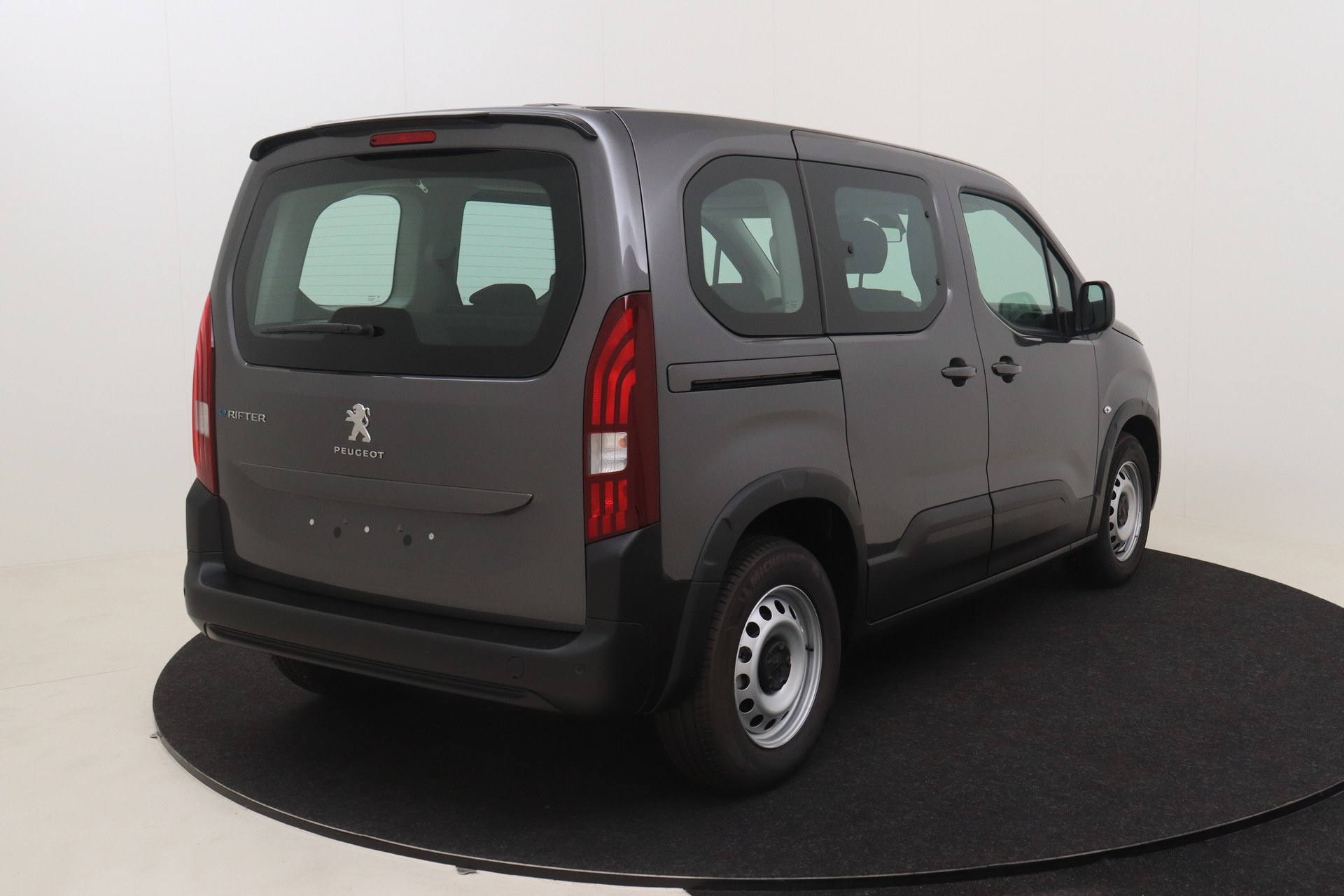 PEUGEOT e-Rifter 50 kWh 136ch Active